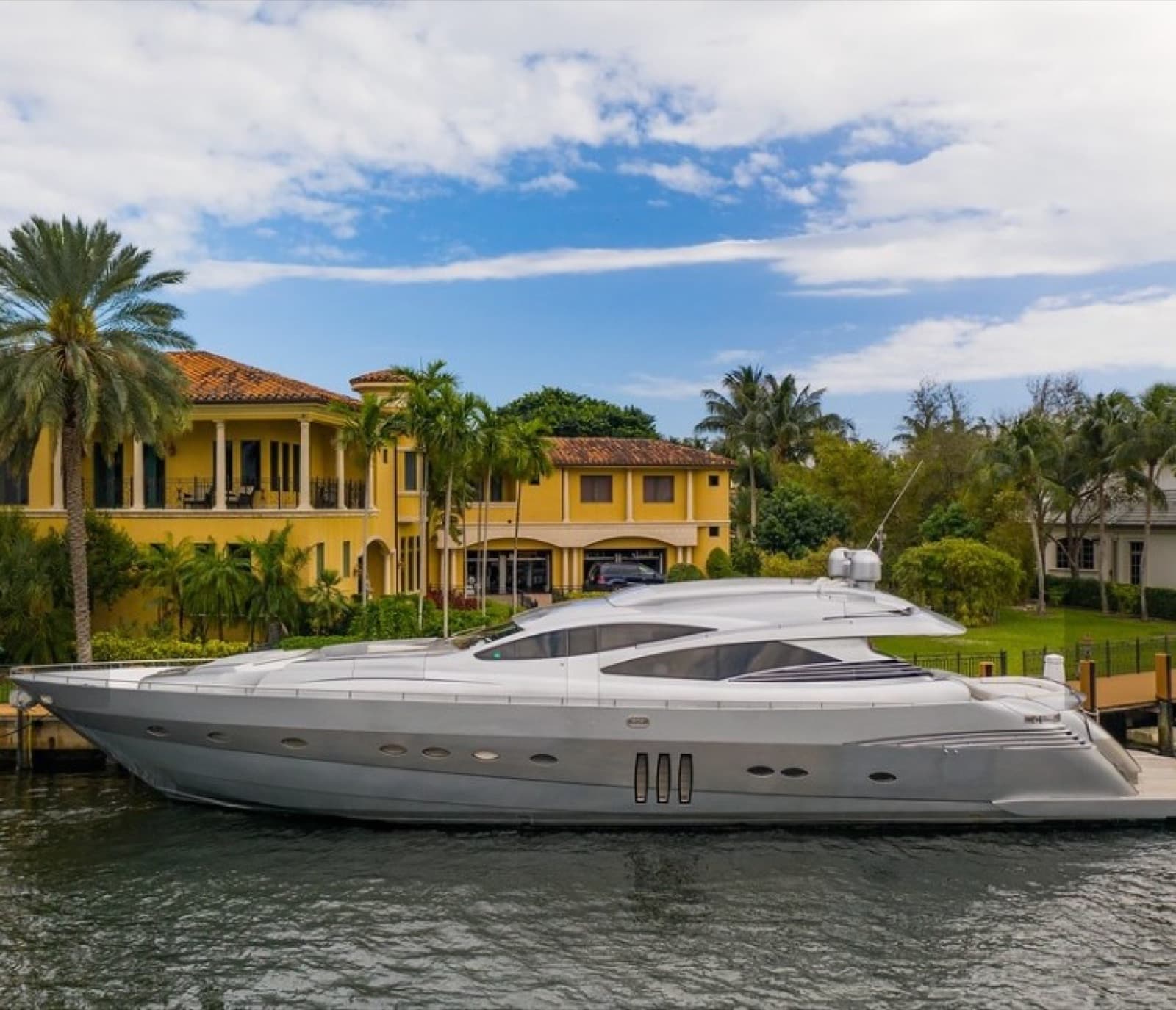 94' Pershing, photo 5