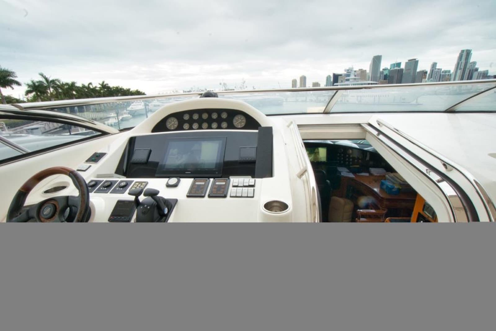 105' Sunseeker (Bahamas), photo 10