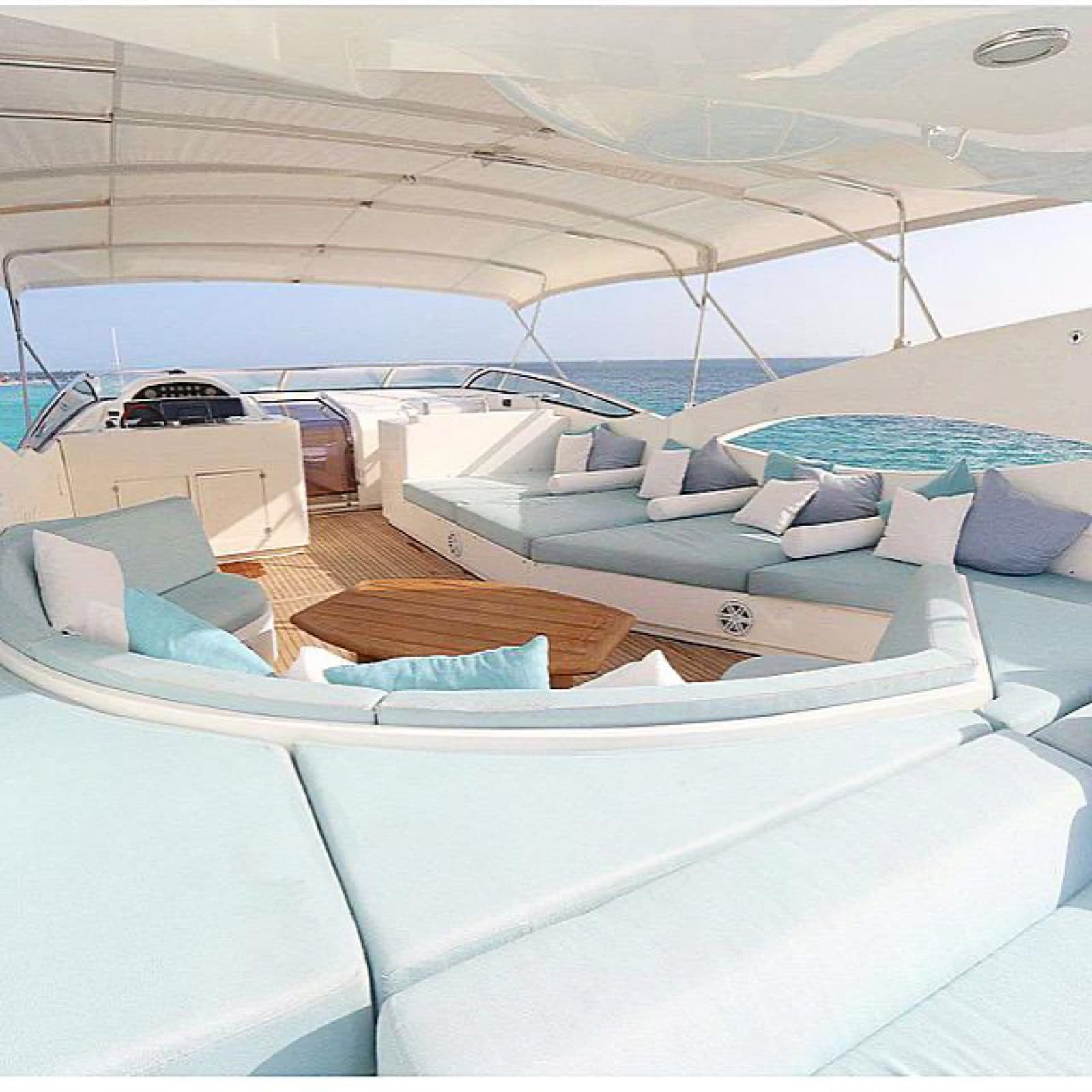 105' Sunseeker (Bahamas), photo 11