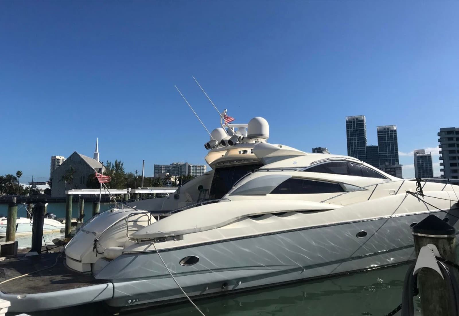 75' Sunseeker Predator