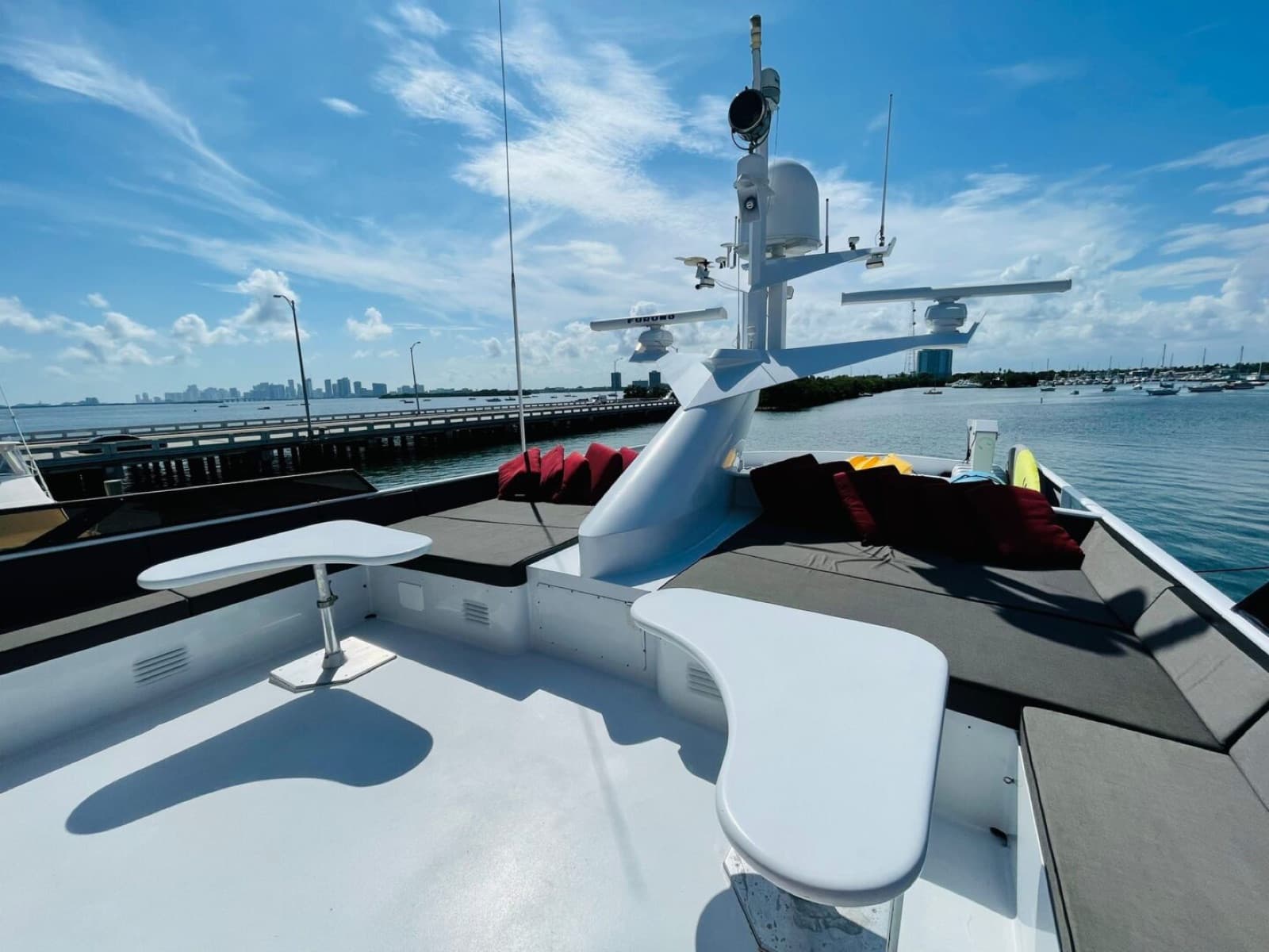 110' Broward, photo 8