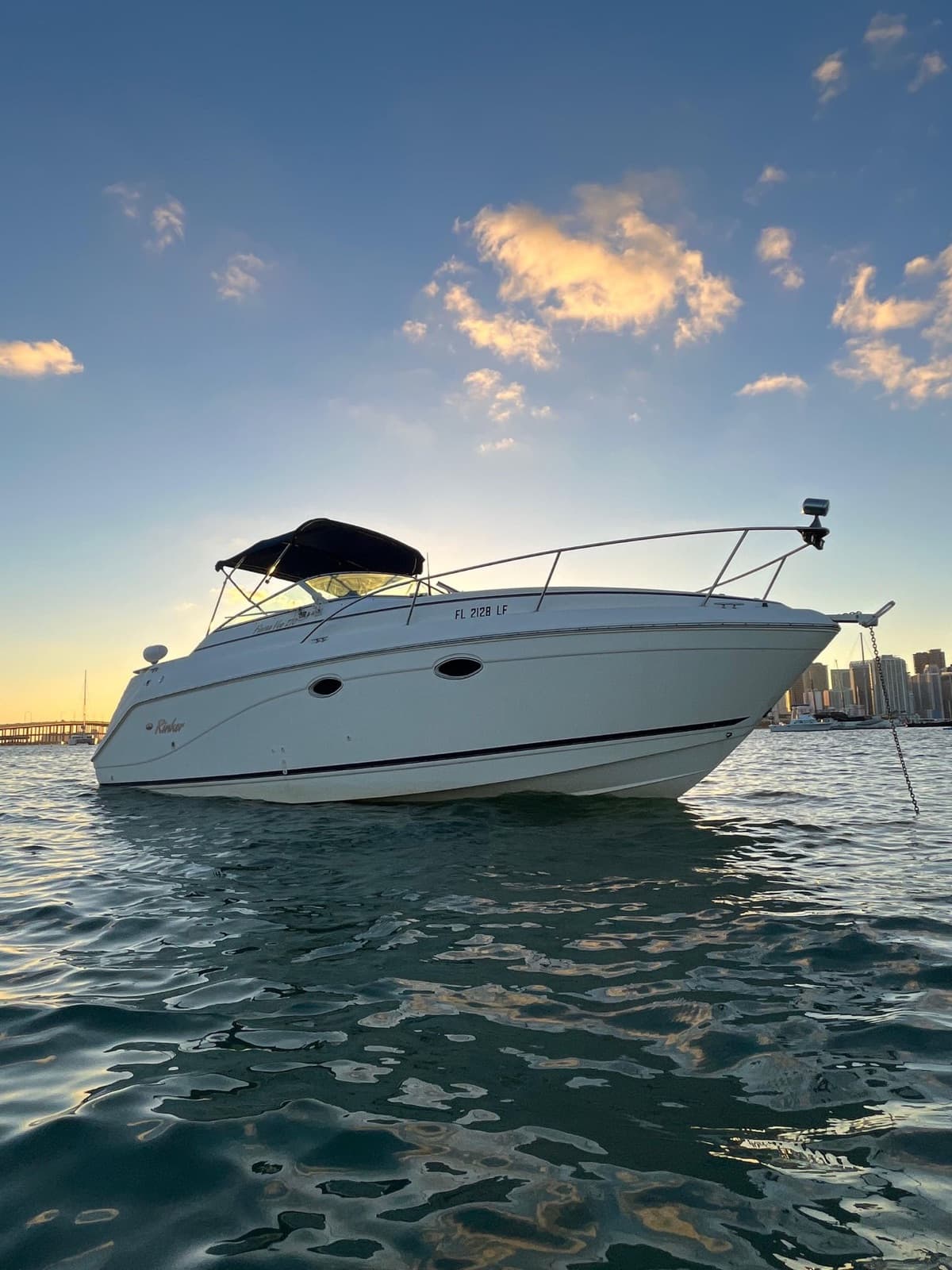 28' Rinker