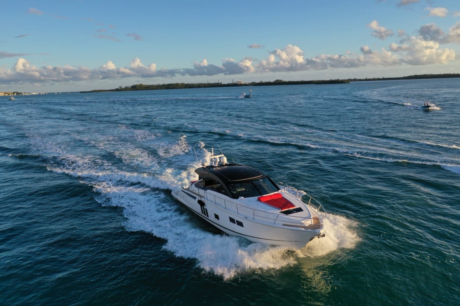 65' Fairline
