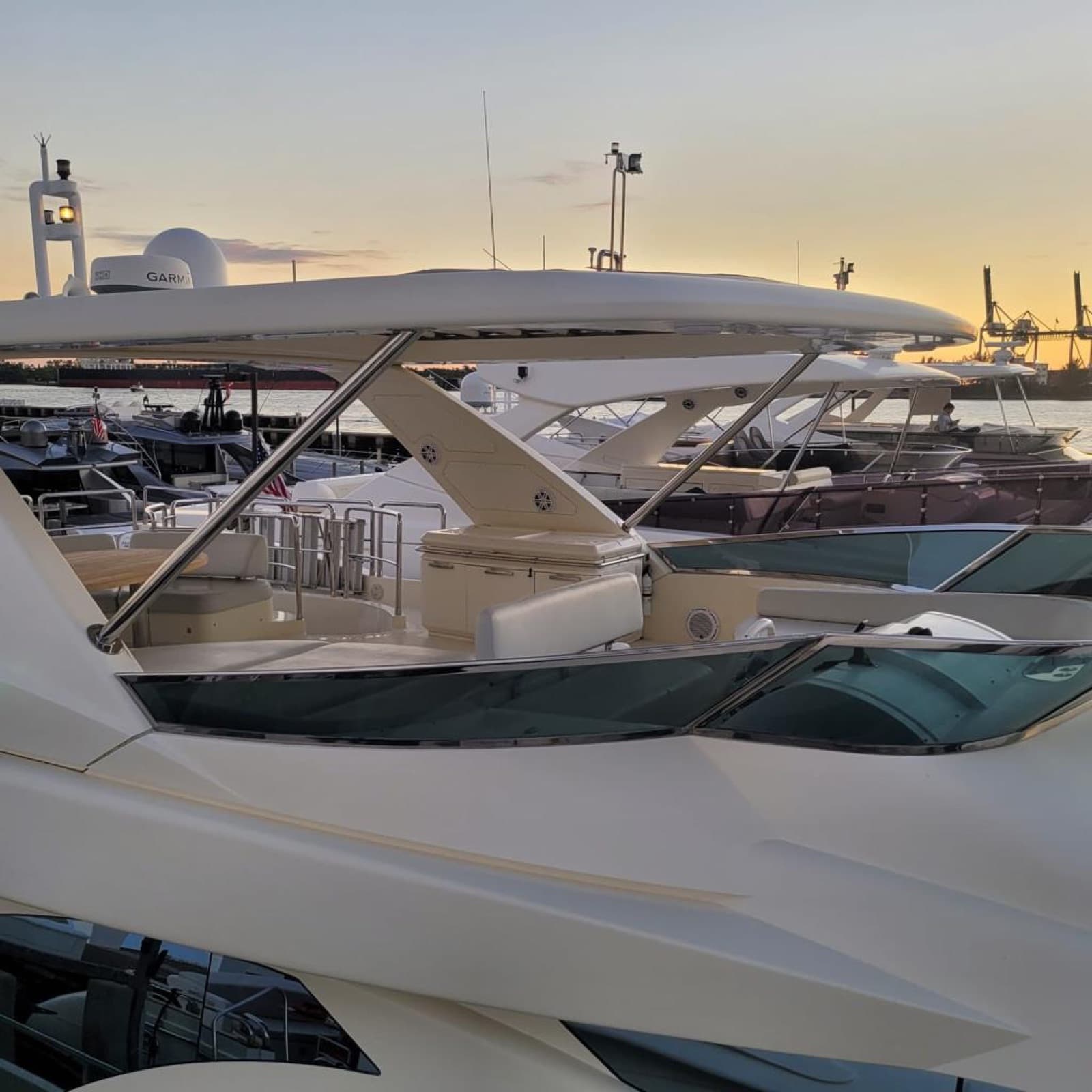 80' Azimut, photo 7