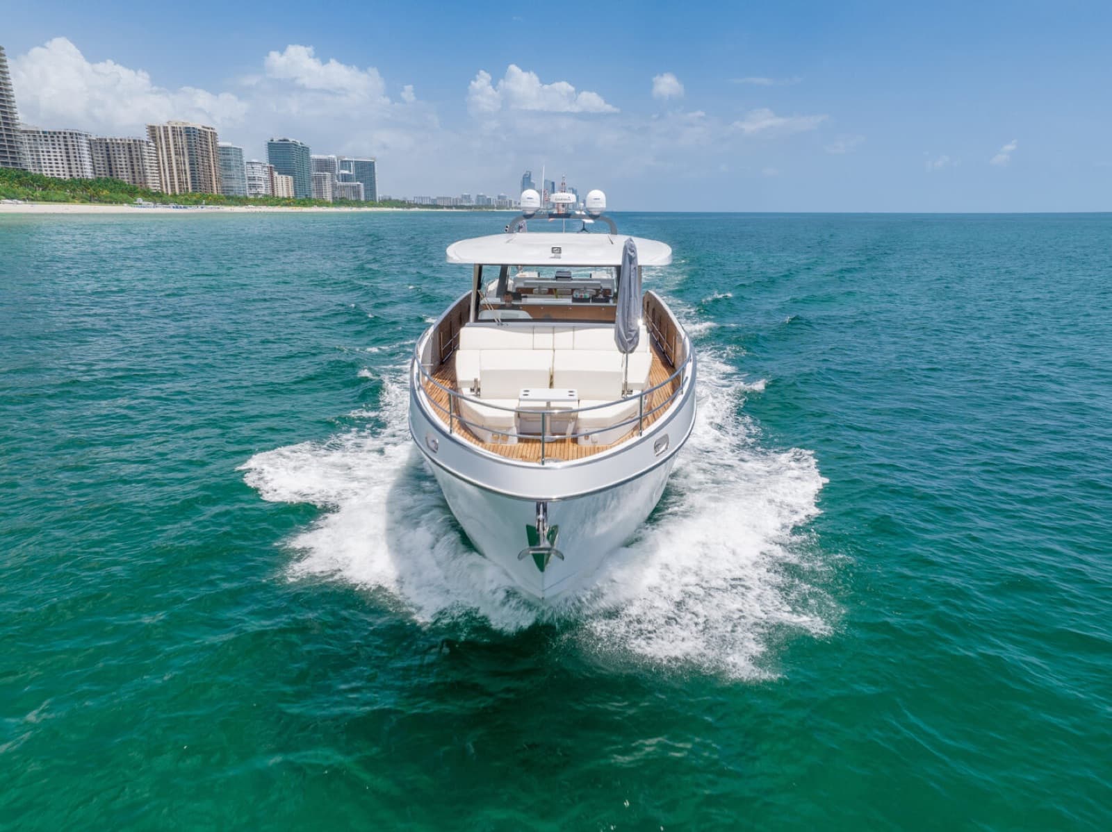 69' Astondoa Top Deck, photo 10