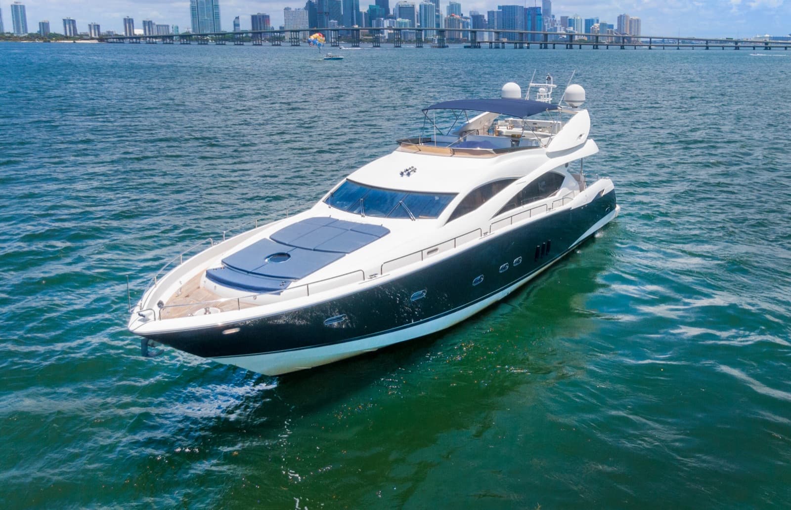 85' Sunseeker