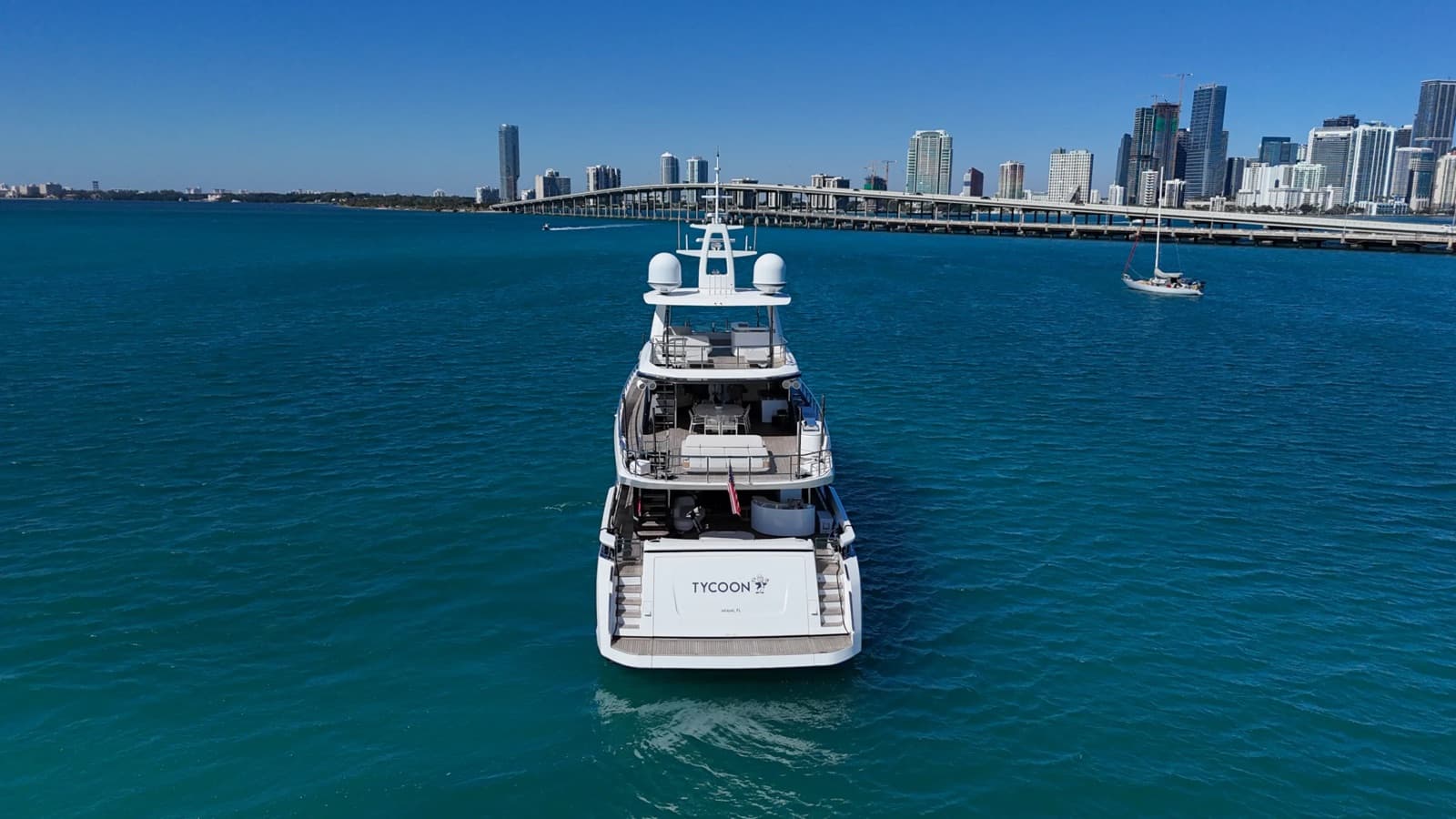 122' Azimut 36 Meter Trideck, photo 11