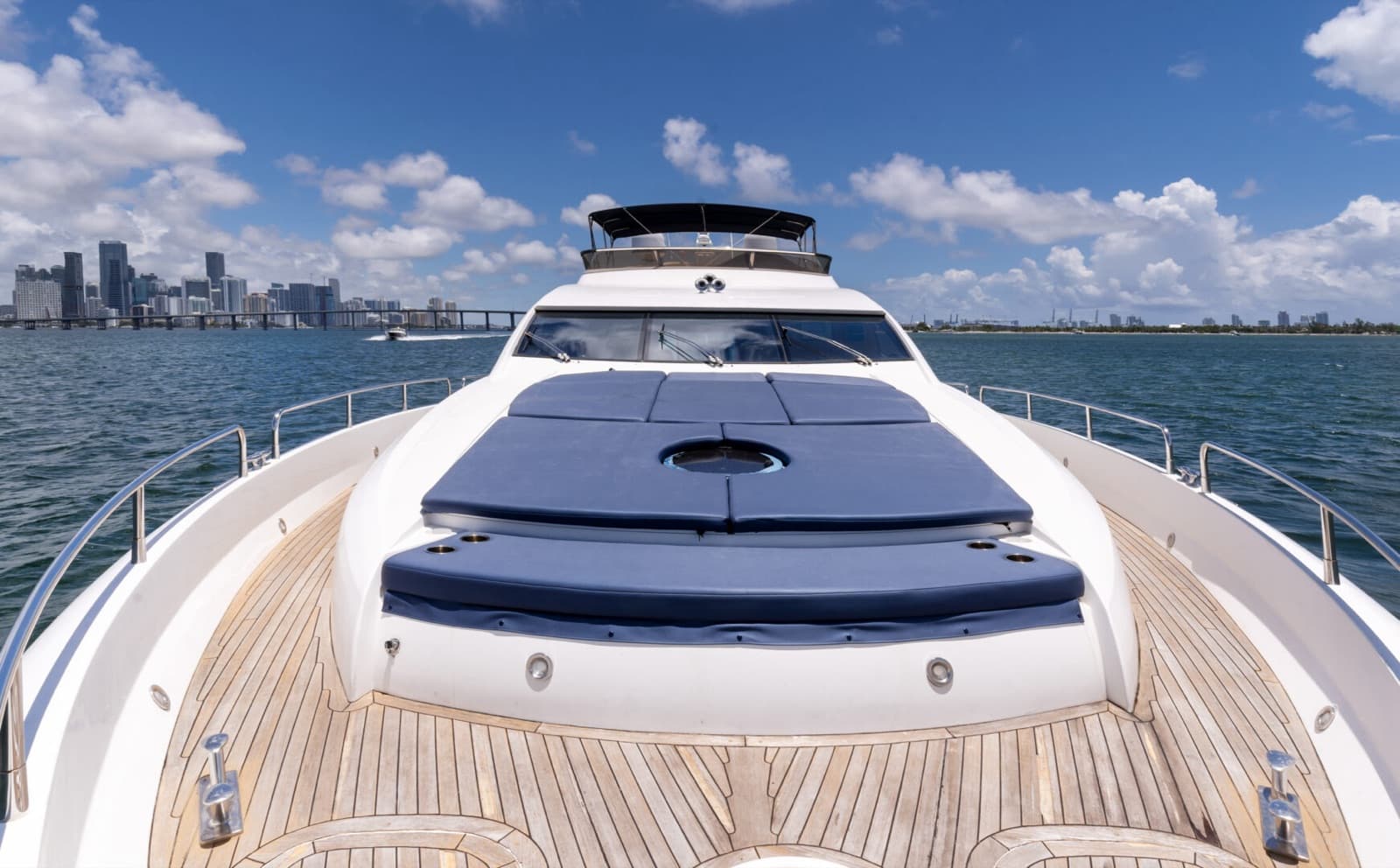 85' Sunseeker, photo 10