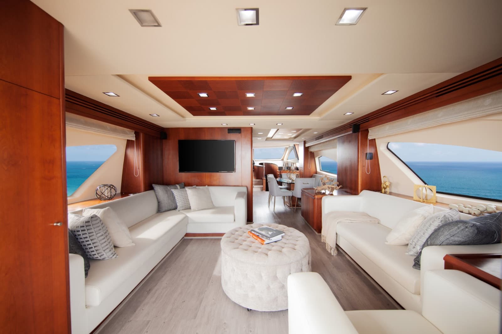 80' Azimut, photo 11