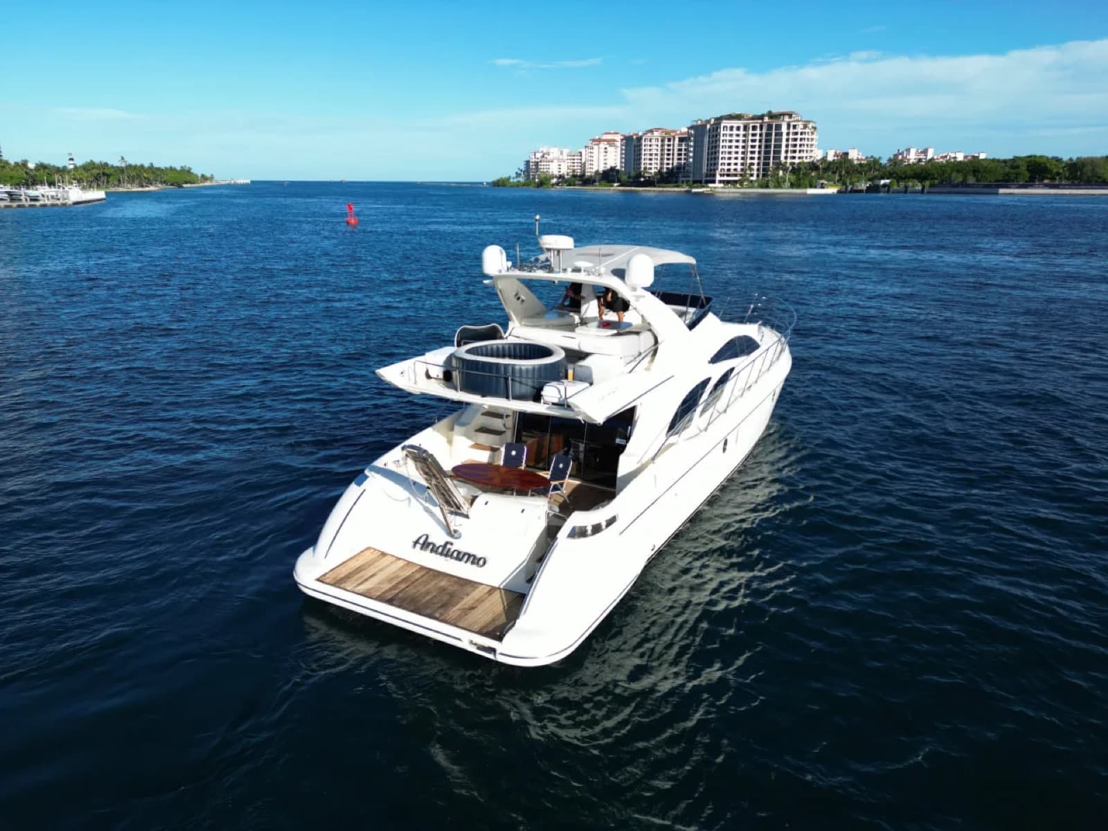 68' Azimut With Jacuzzi, photo 6