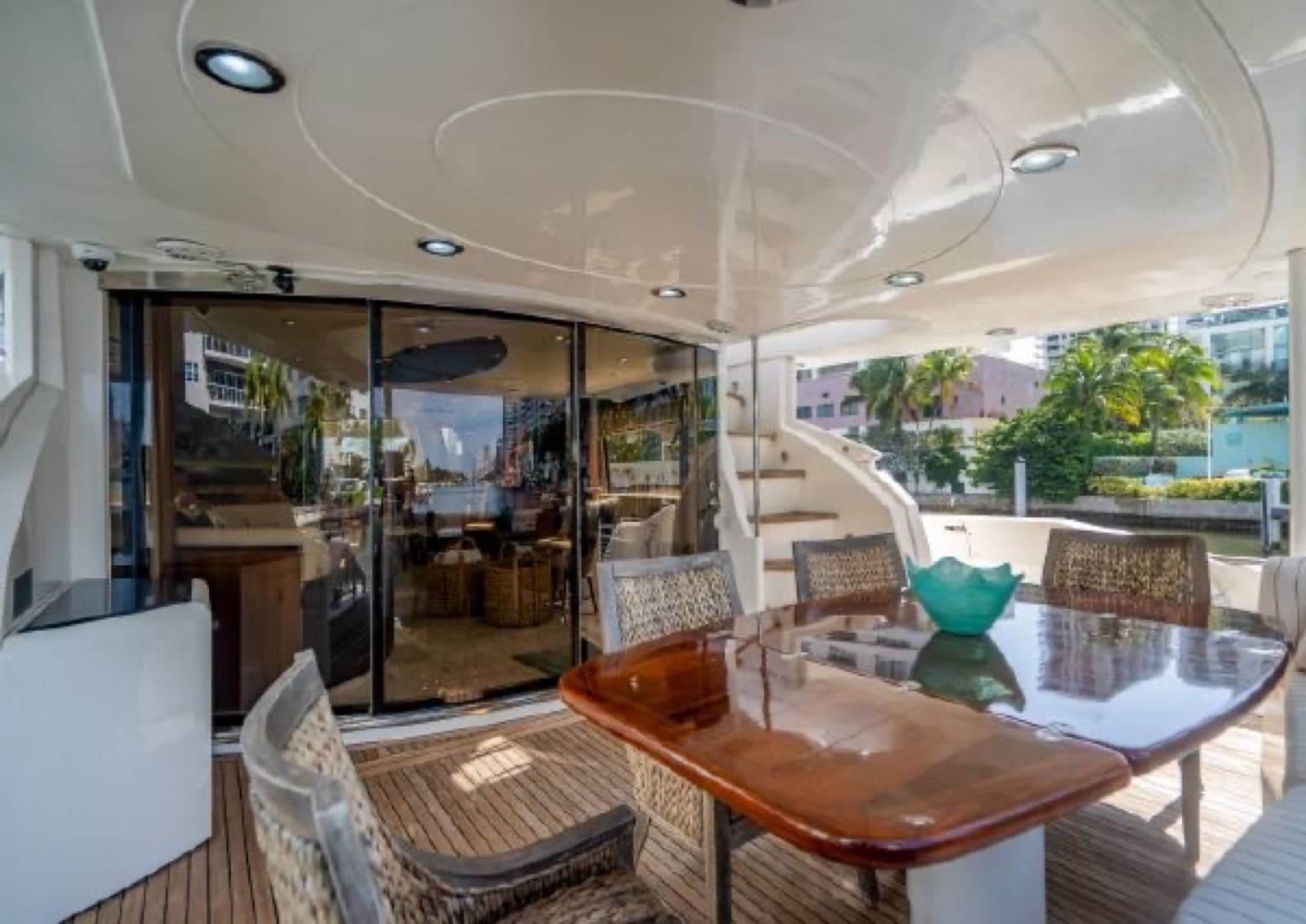 100' Sunseeker, photo 11