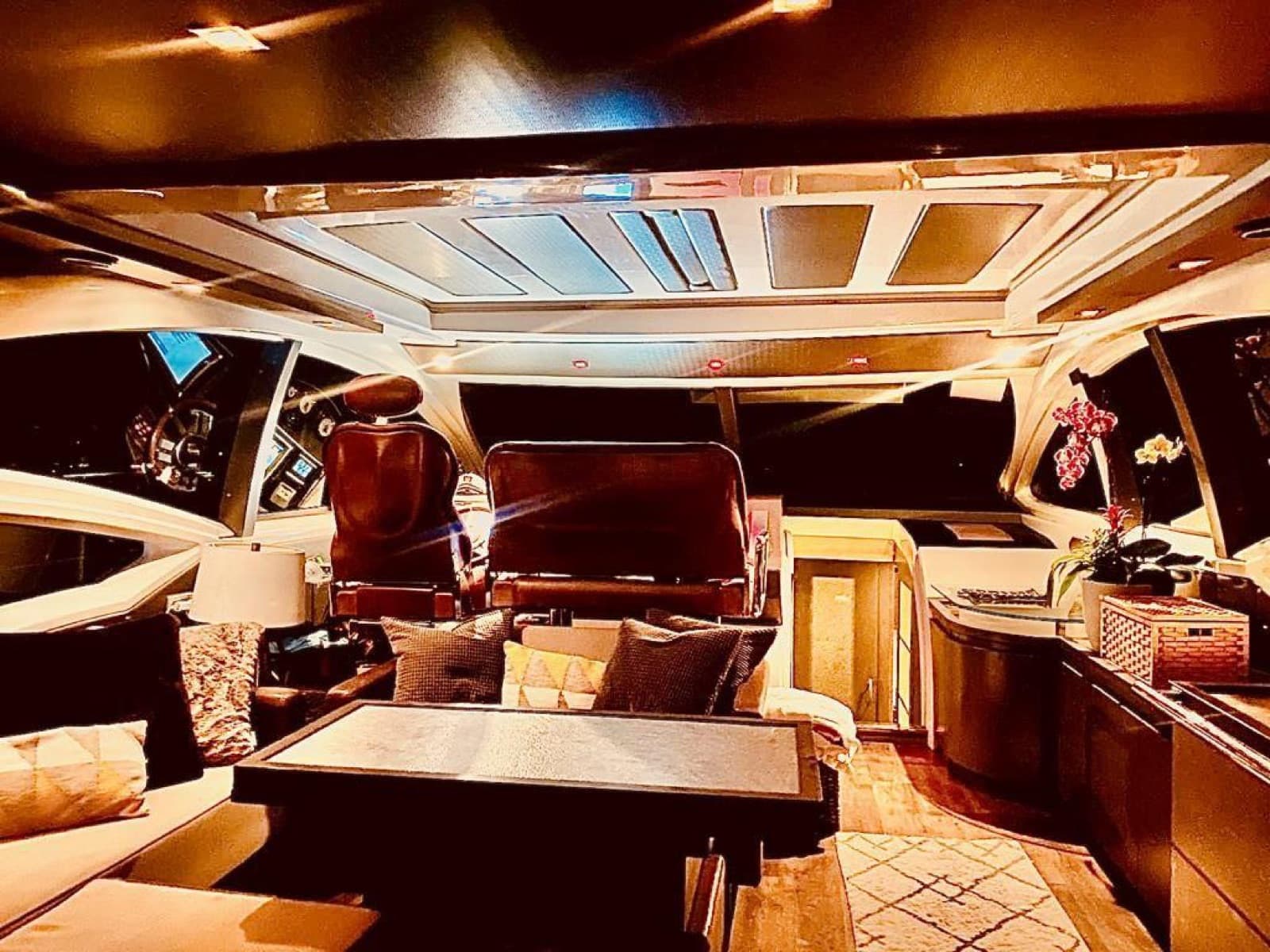 62' Azimut, photo 2
