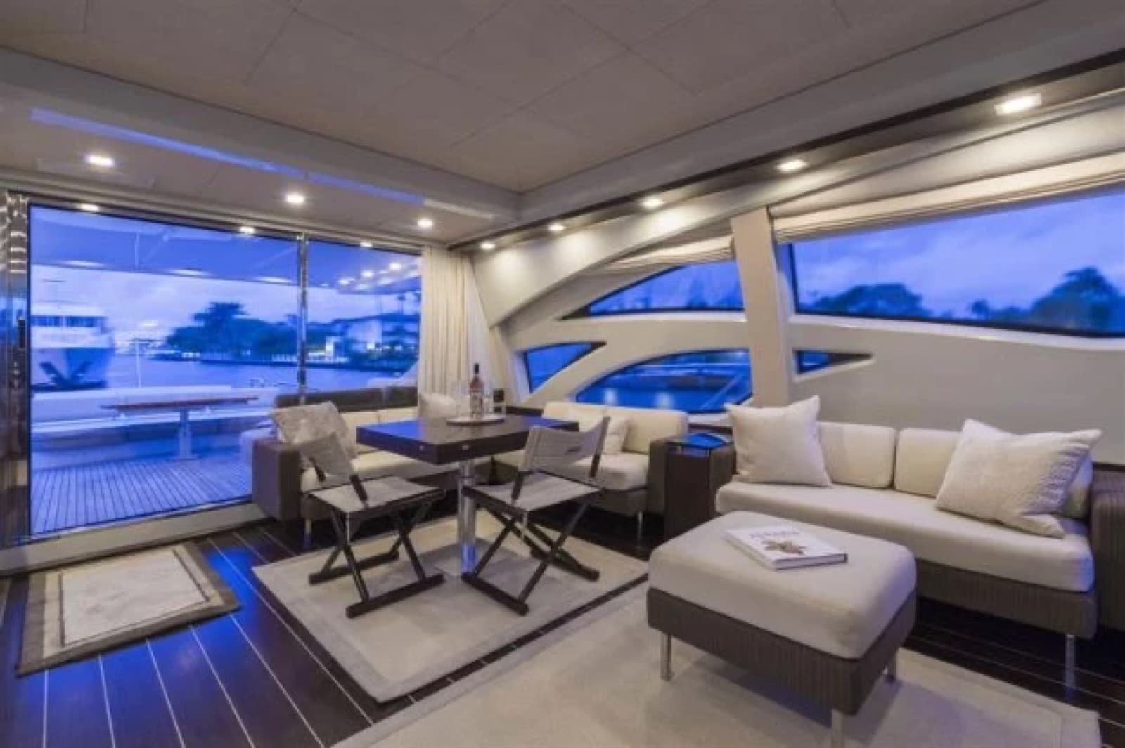 86' Azimut, photo 9