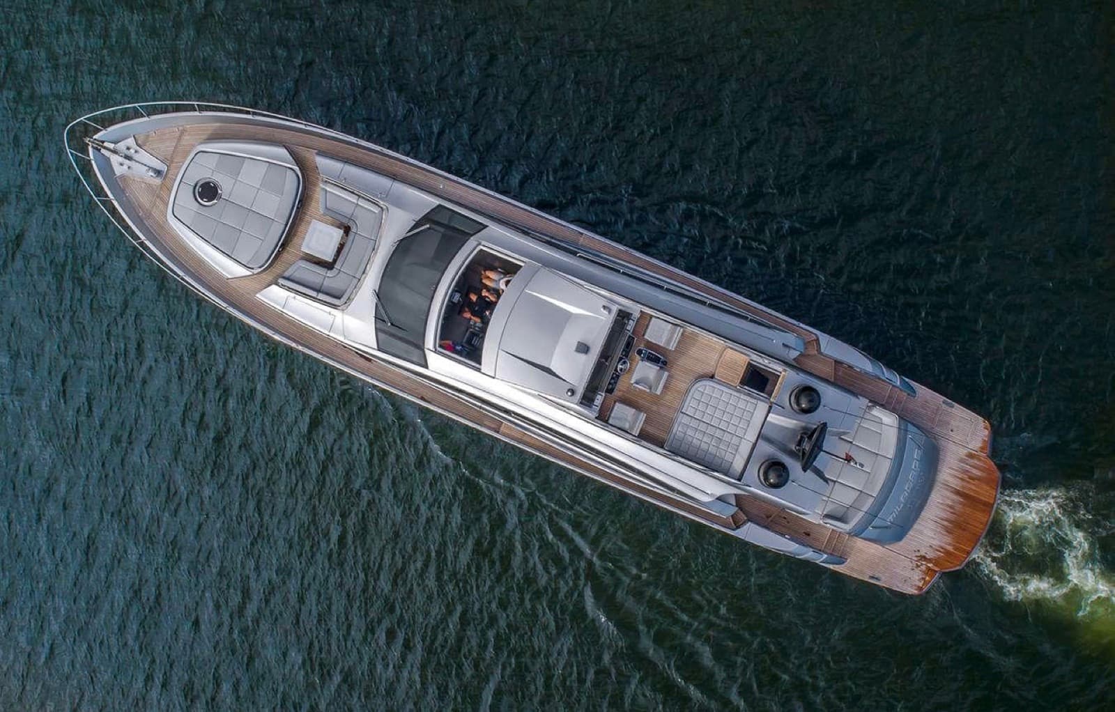 82’ Pershing, photo 2