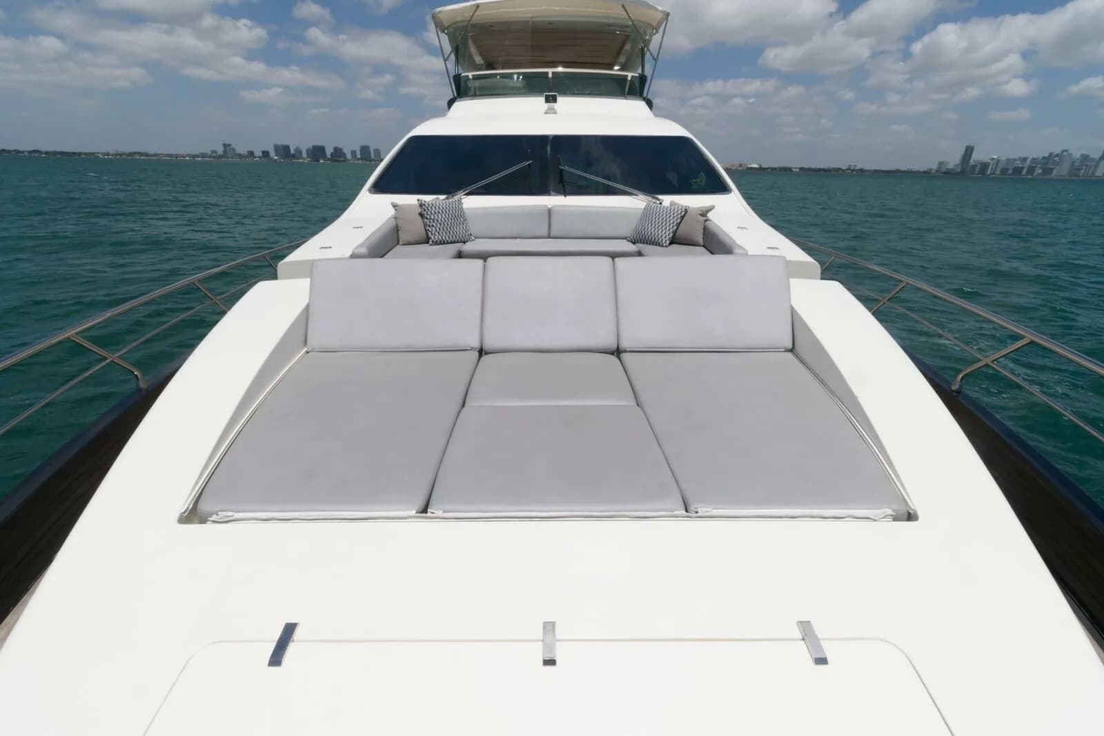 84' Azimut Fly, photo 9