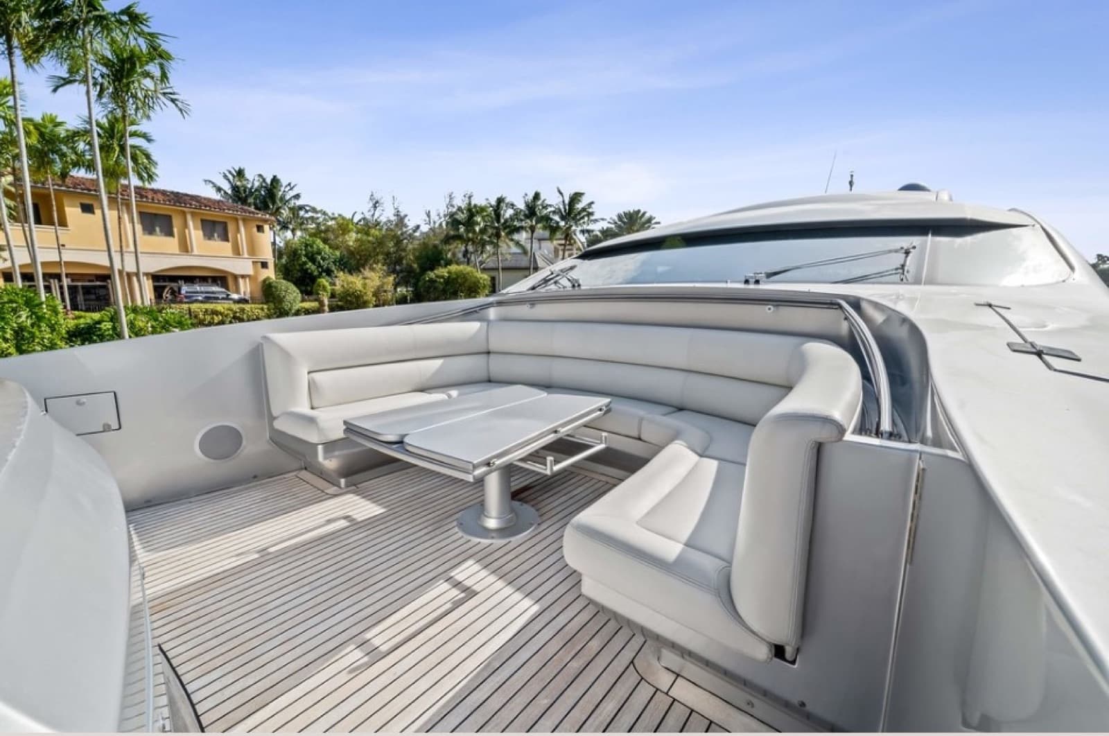 94' Pershing, photo 8