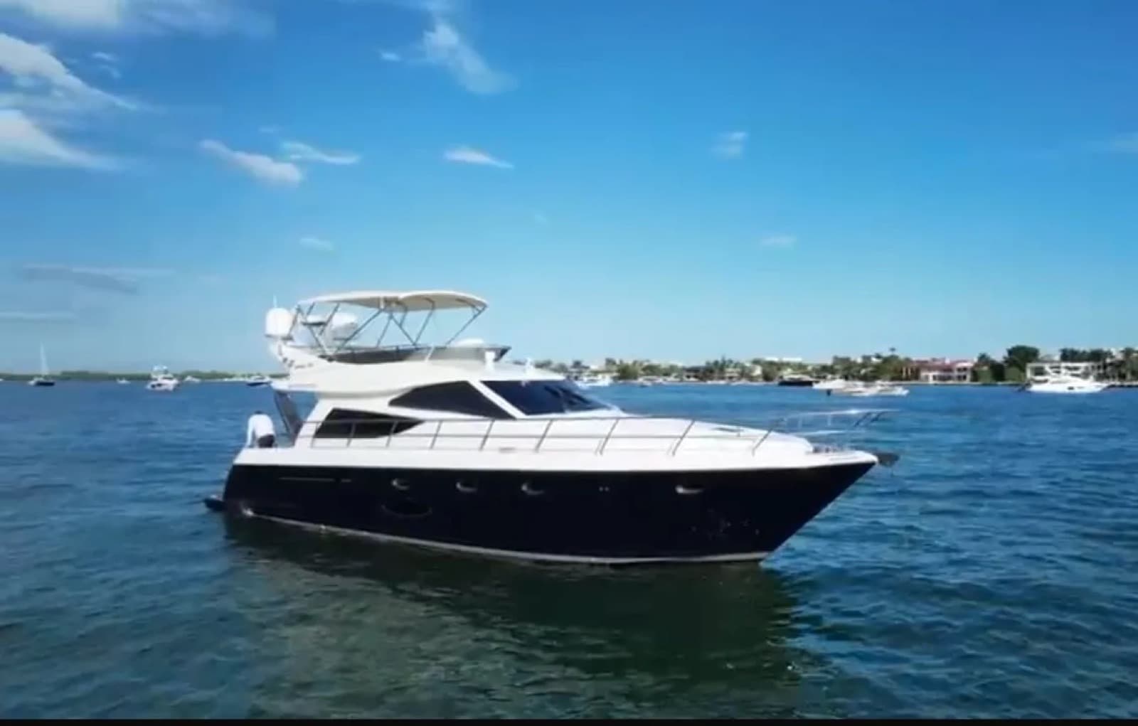 55' Uniesse