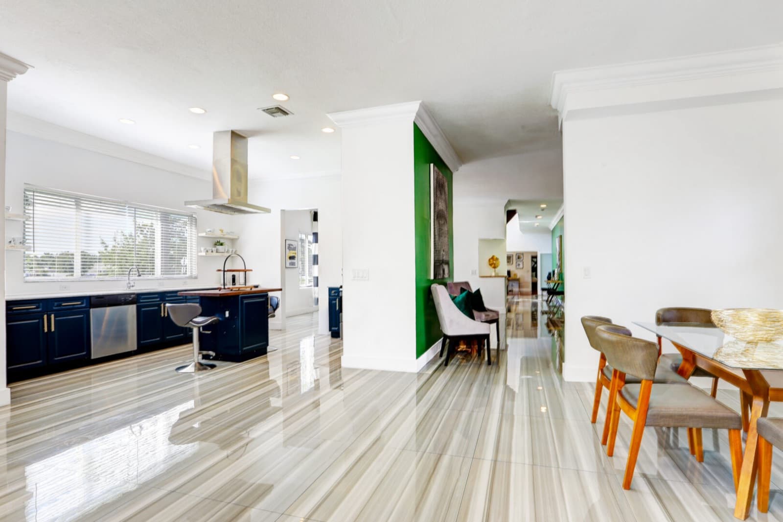 Hollywood Regency, photo 11