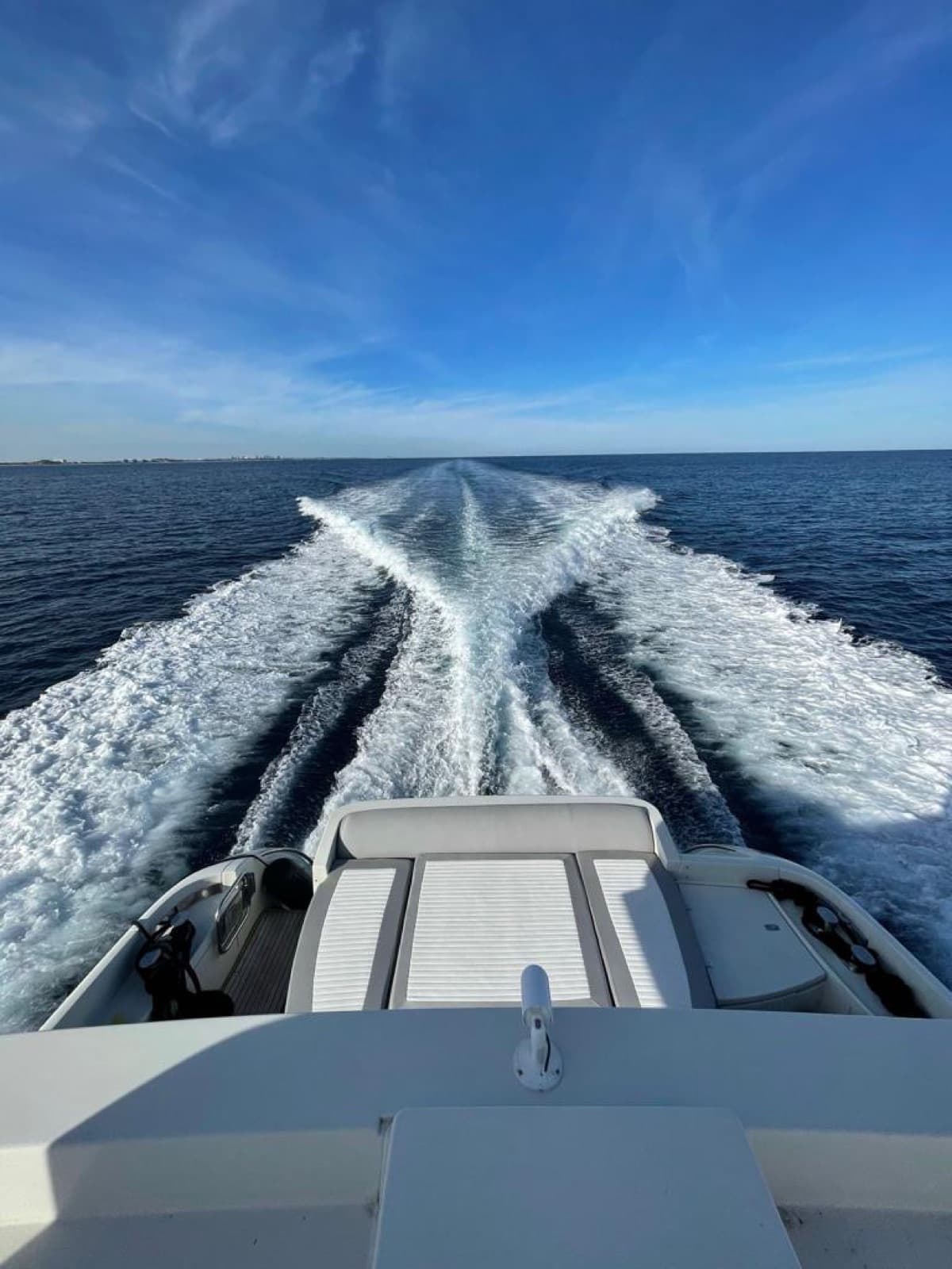 62' Azimut, photo 3