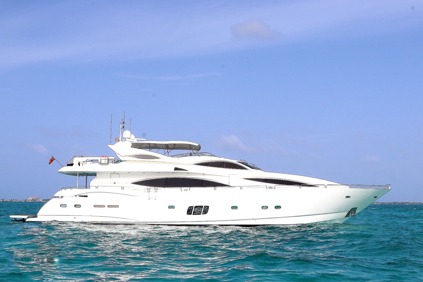 105' Sunseeker (Bahamas)