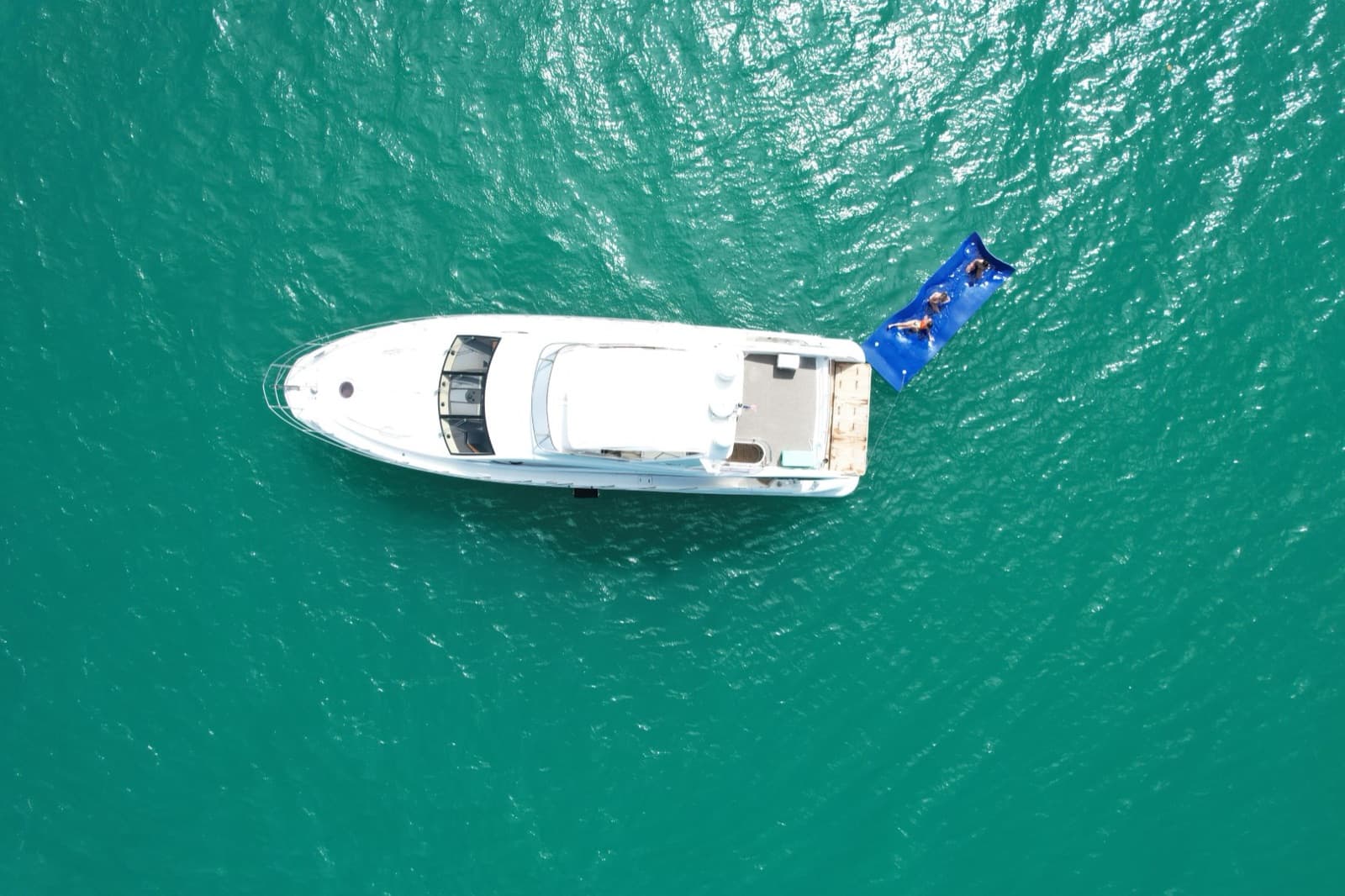 60' Azimut Supreme, photo 12