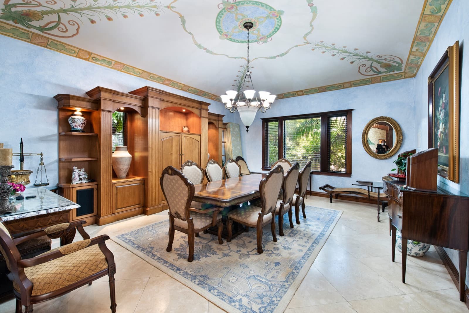 Tennis Mansion, photo 6