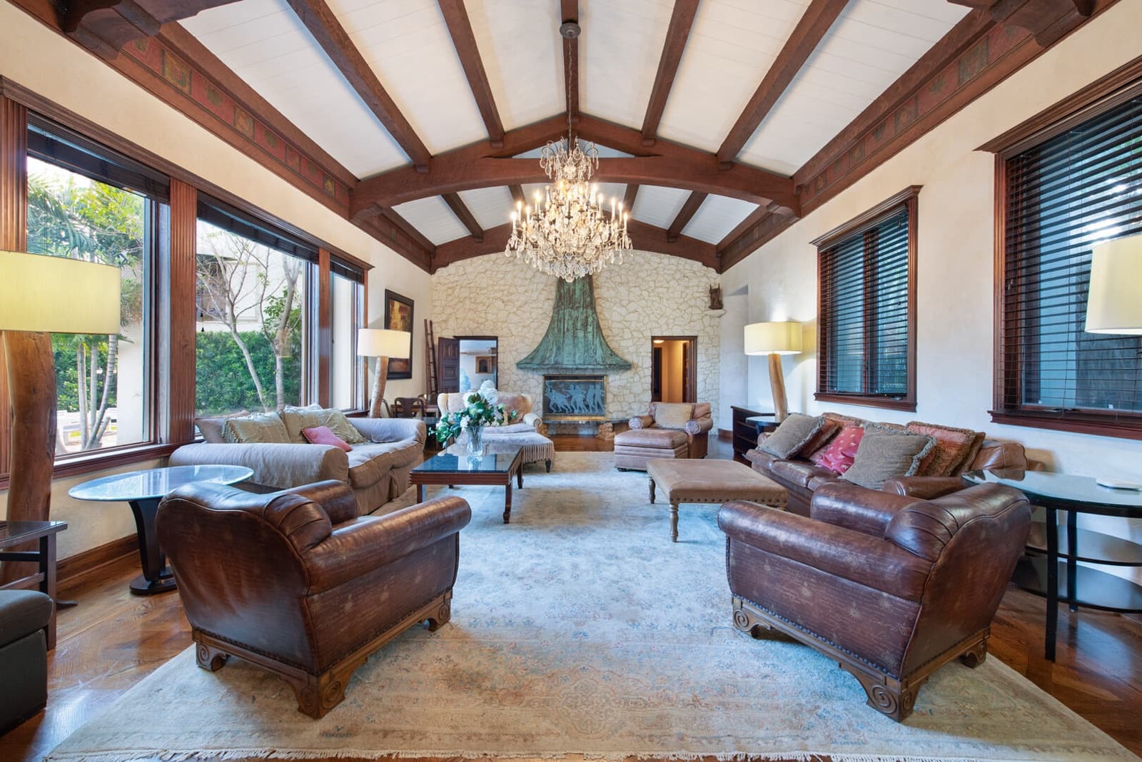 Tennis Mansion, photo 5