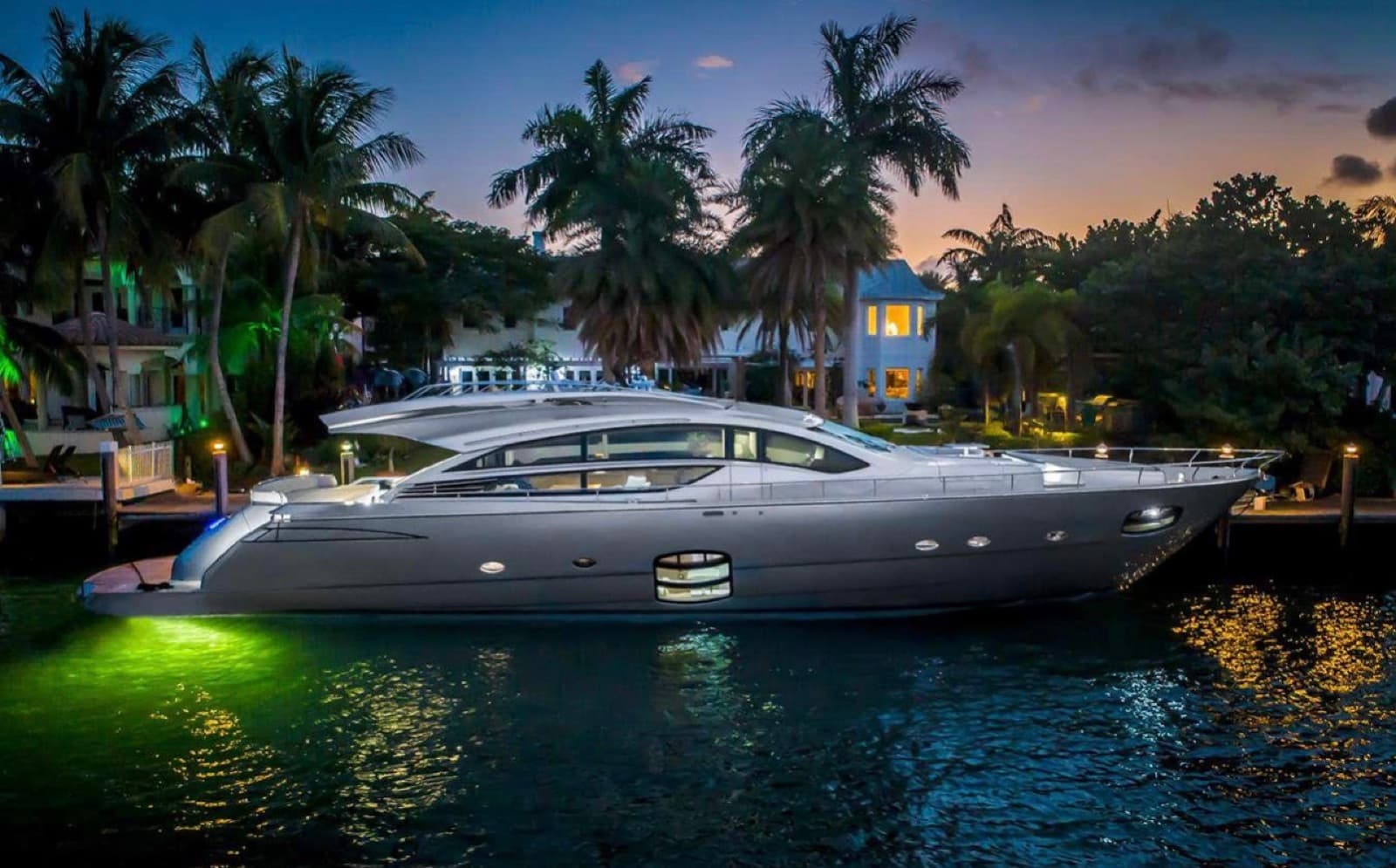 82’ Pershing, photo 3