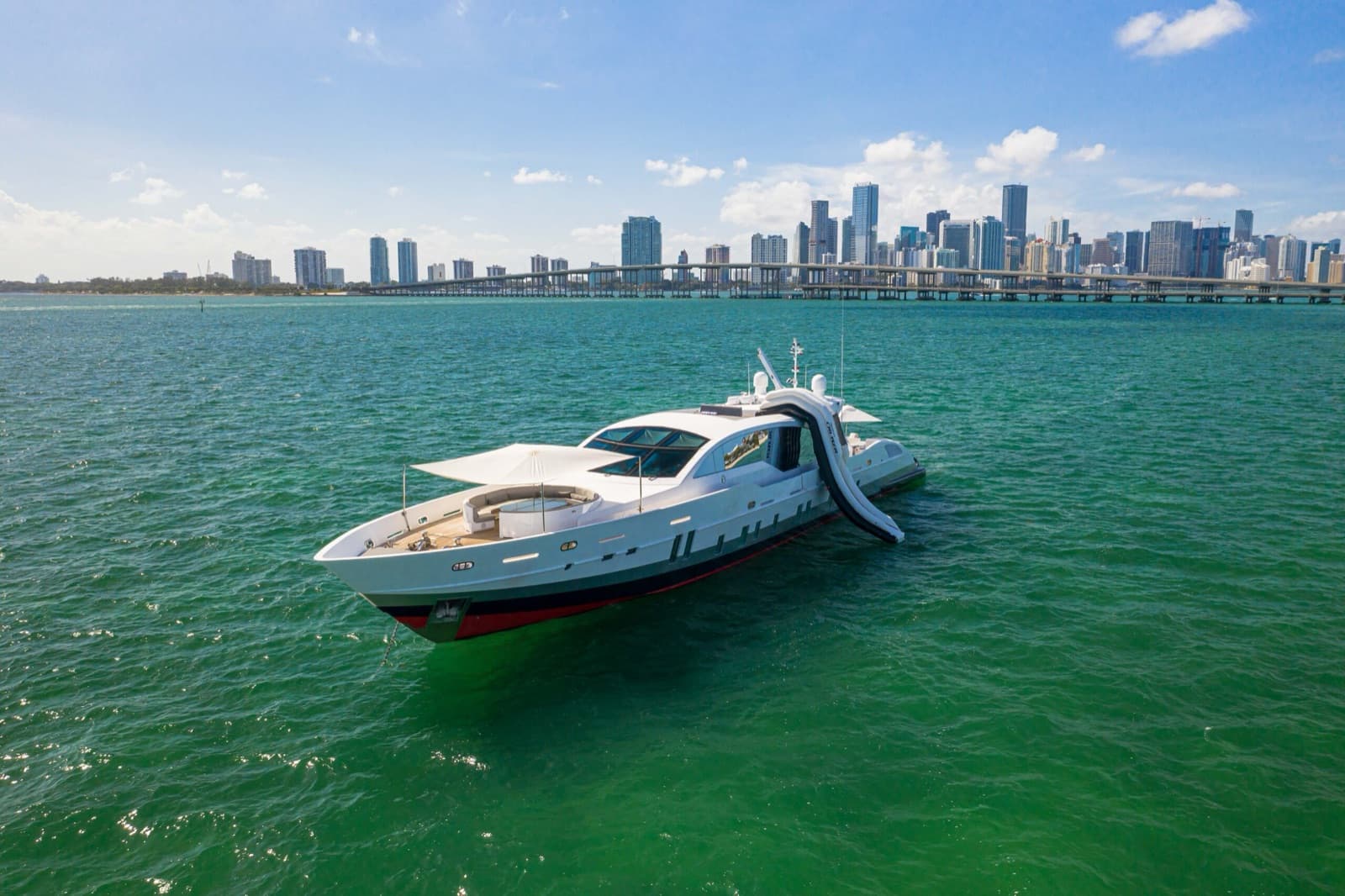 120' Tecnomar