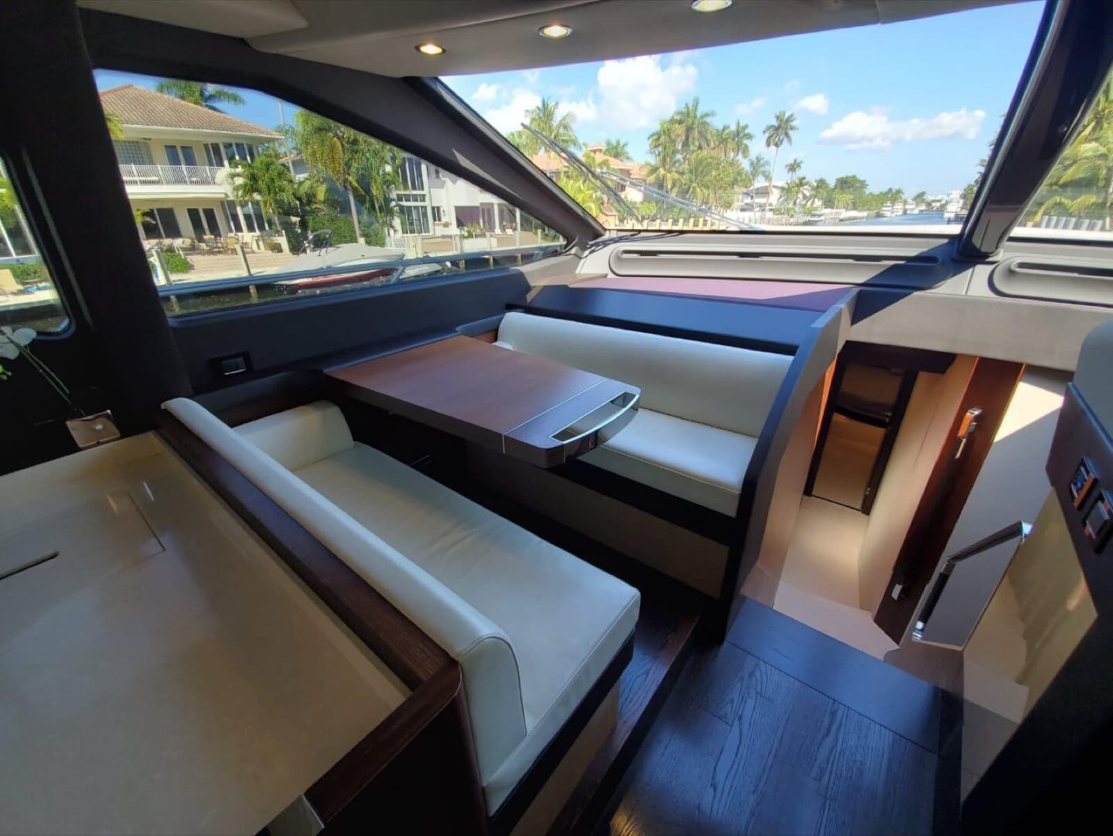 72' Azimut, photo 2