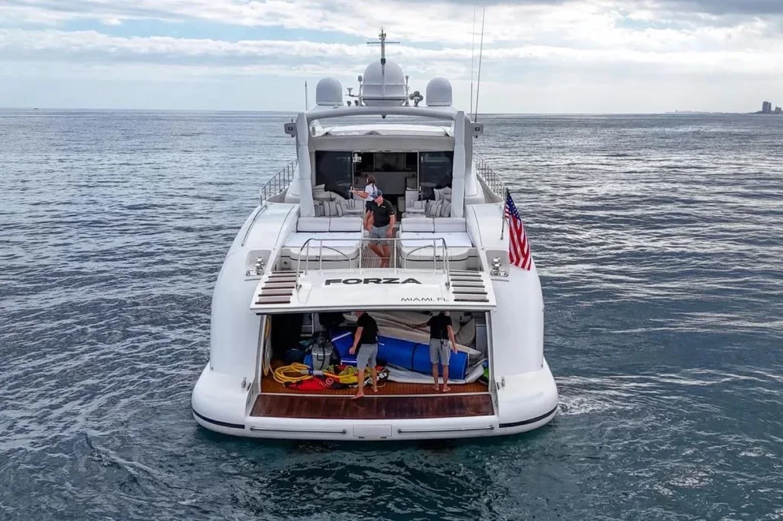 118' Mangusta, photo 12