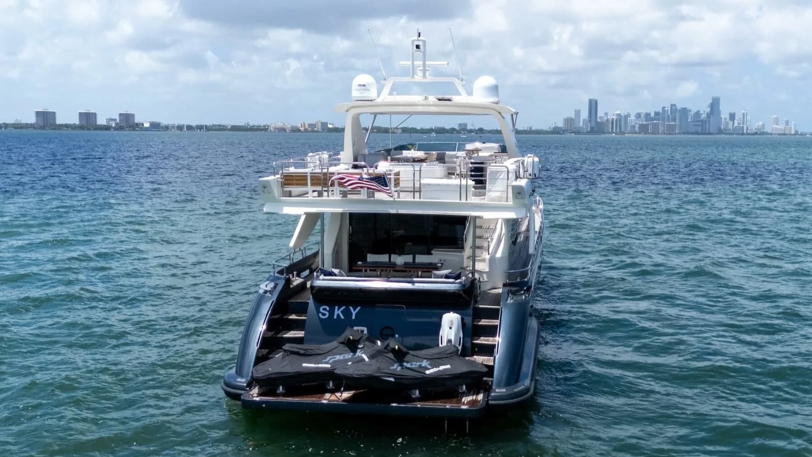 84' Azimut Fly, photo 6