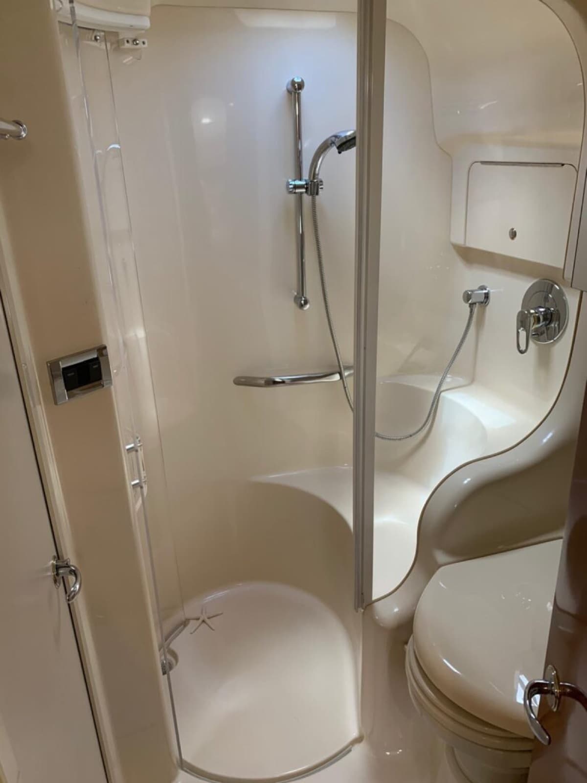 45' Sea Ray, photo 3