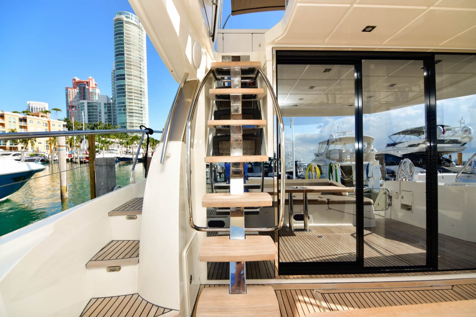 55' Prestige, photo 6