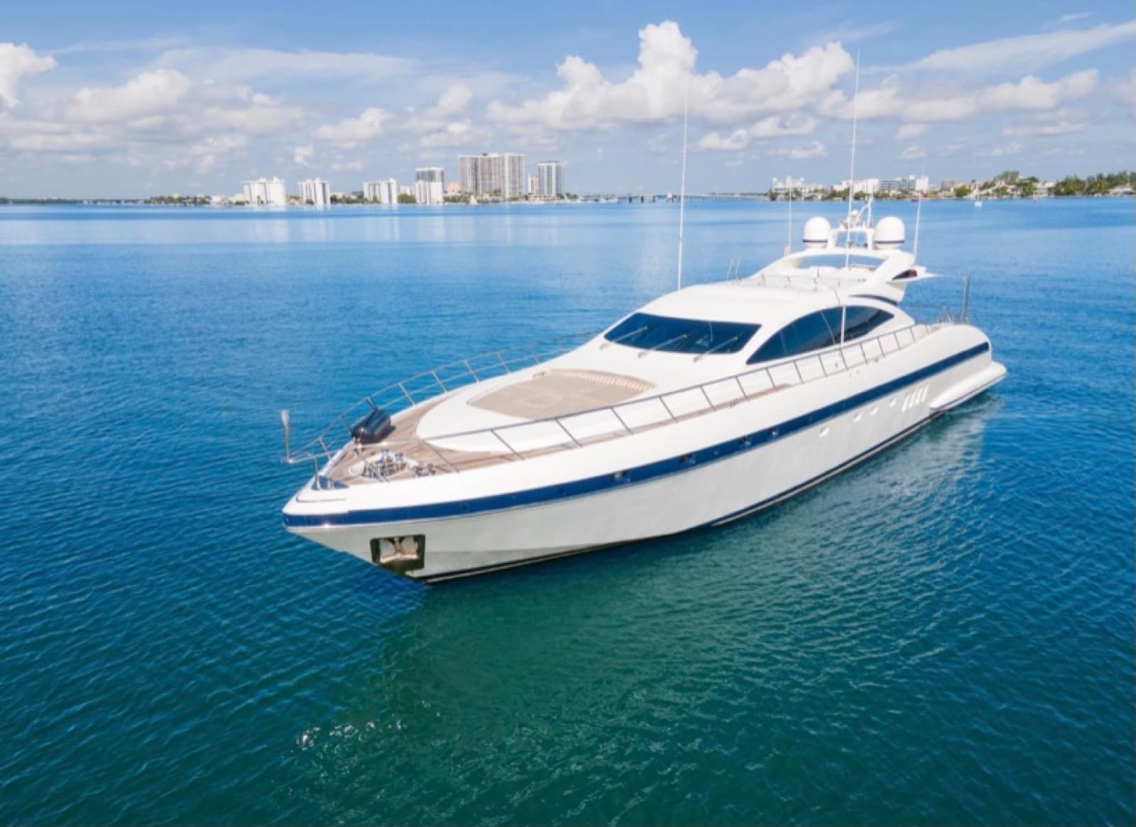 92' Mangusta, photo 10