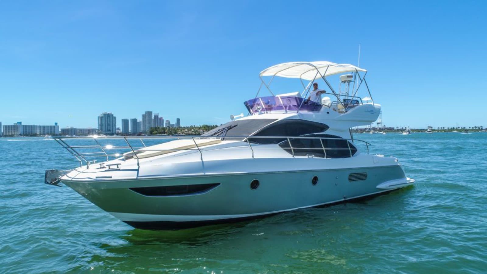 45’ Azimut Fly