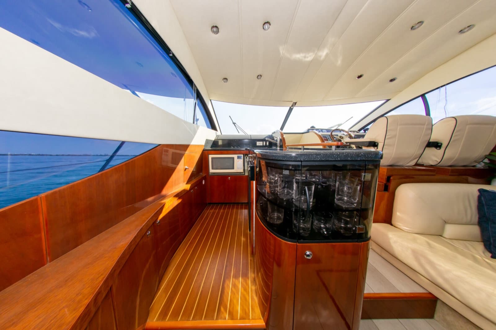 55' Fairline Fly, photo 12
