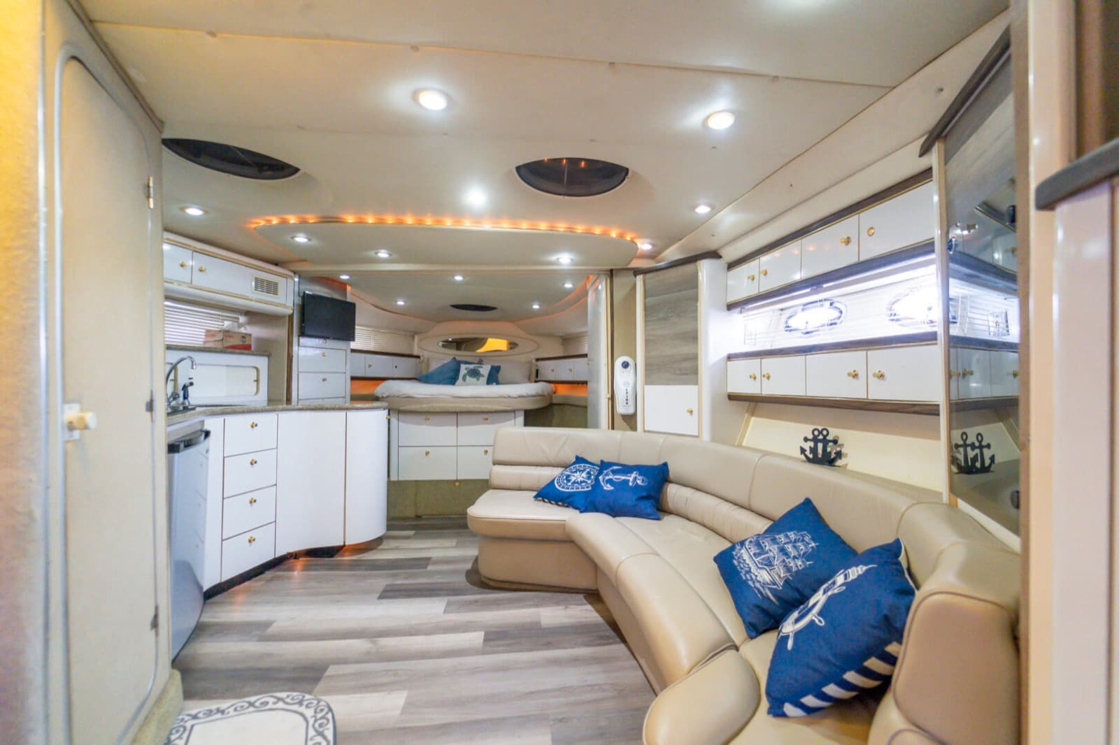 45' Maxum, photo 8
