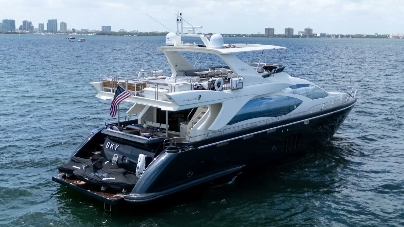 84' Azimut Fly, photo 4