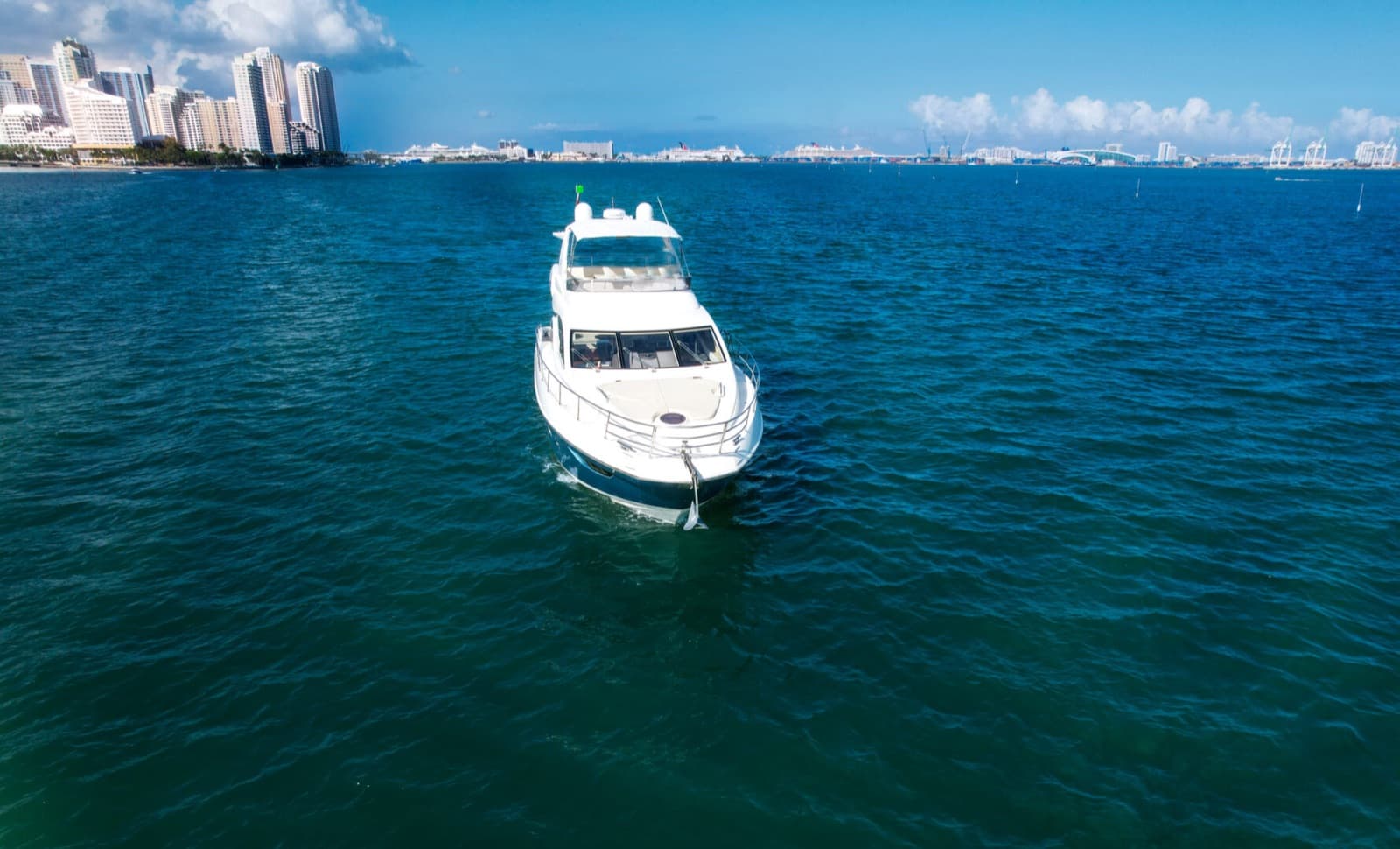 60' Azimut, photo 7