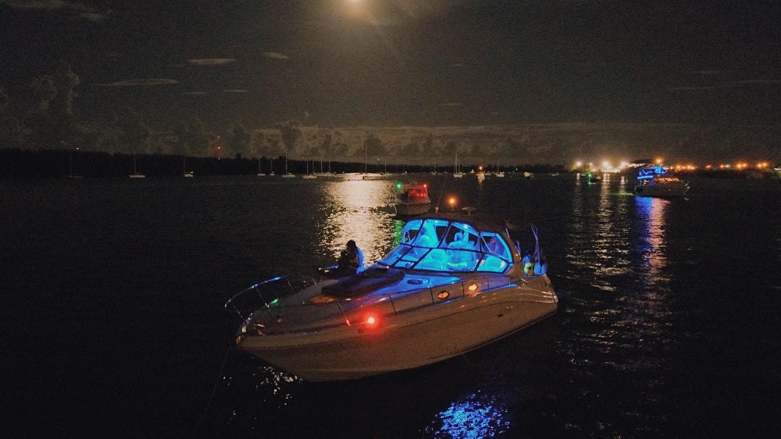 34' Searay Sundancer, photo 4