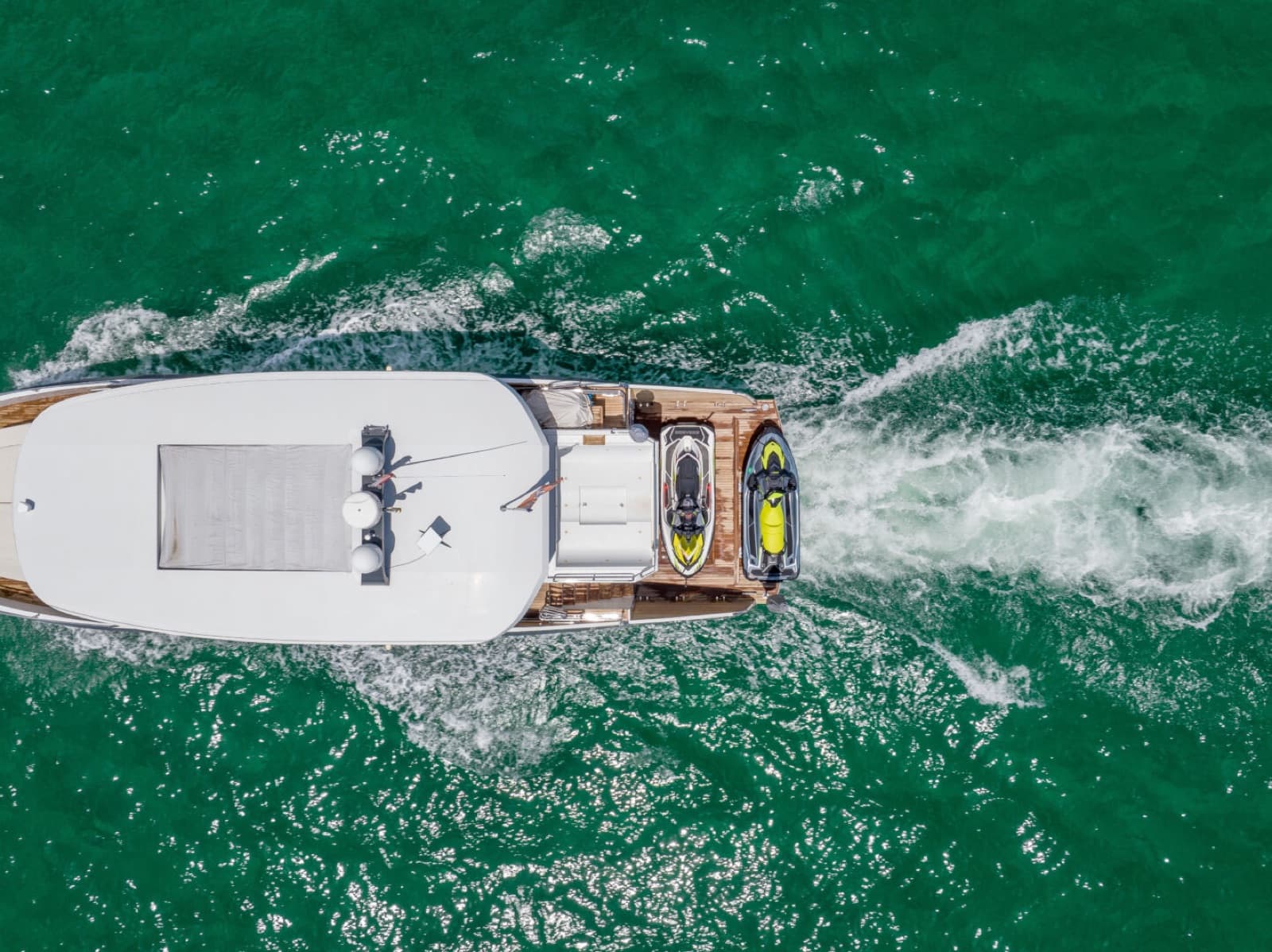 69' Astondoa Top Deck, photo 5