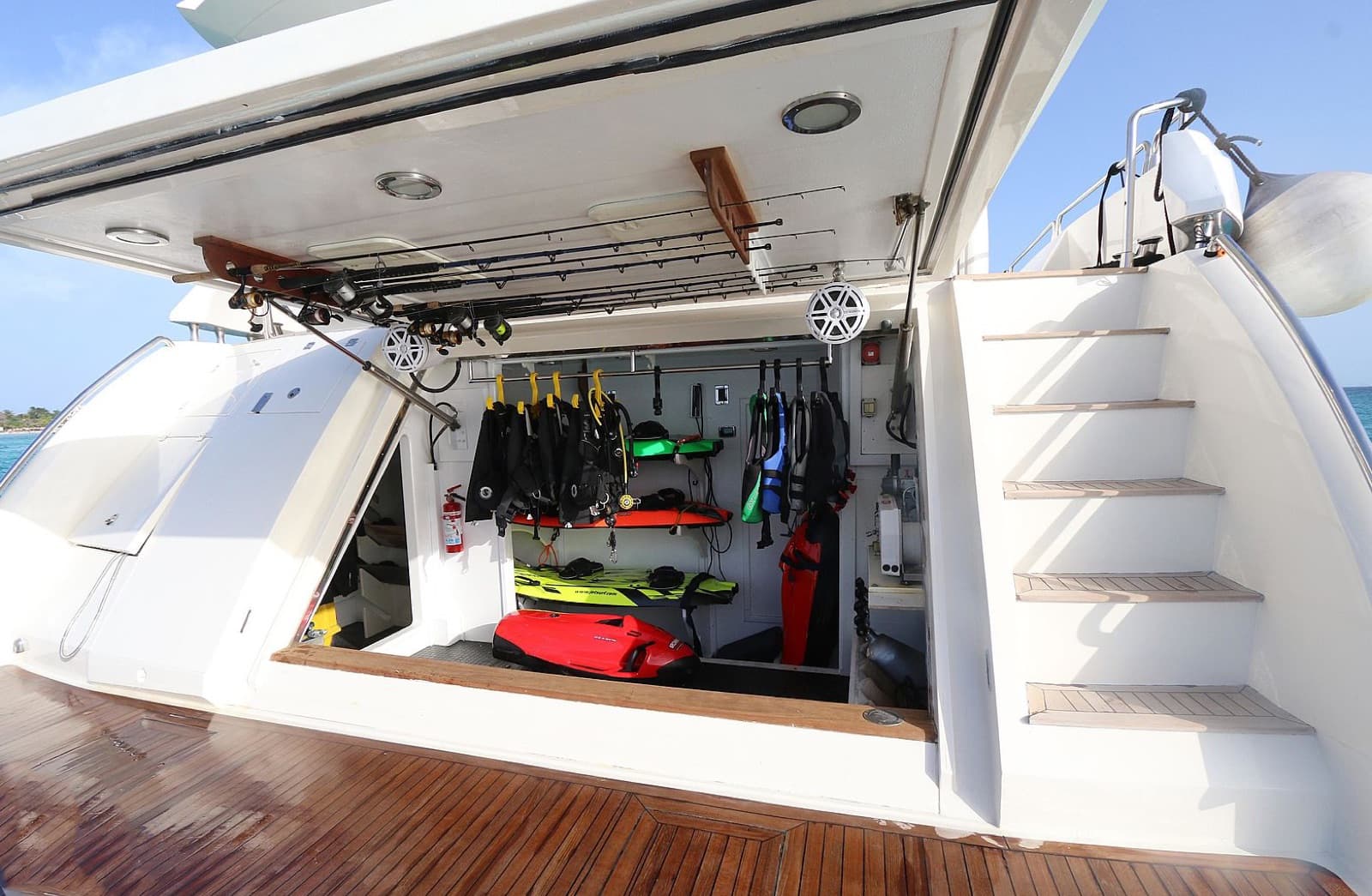 105' Sunseeker (Bahamas), photo 7