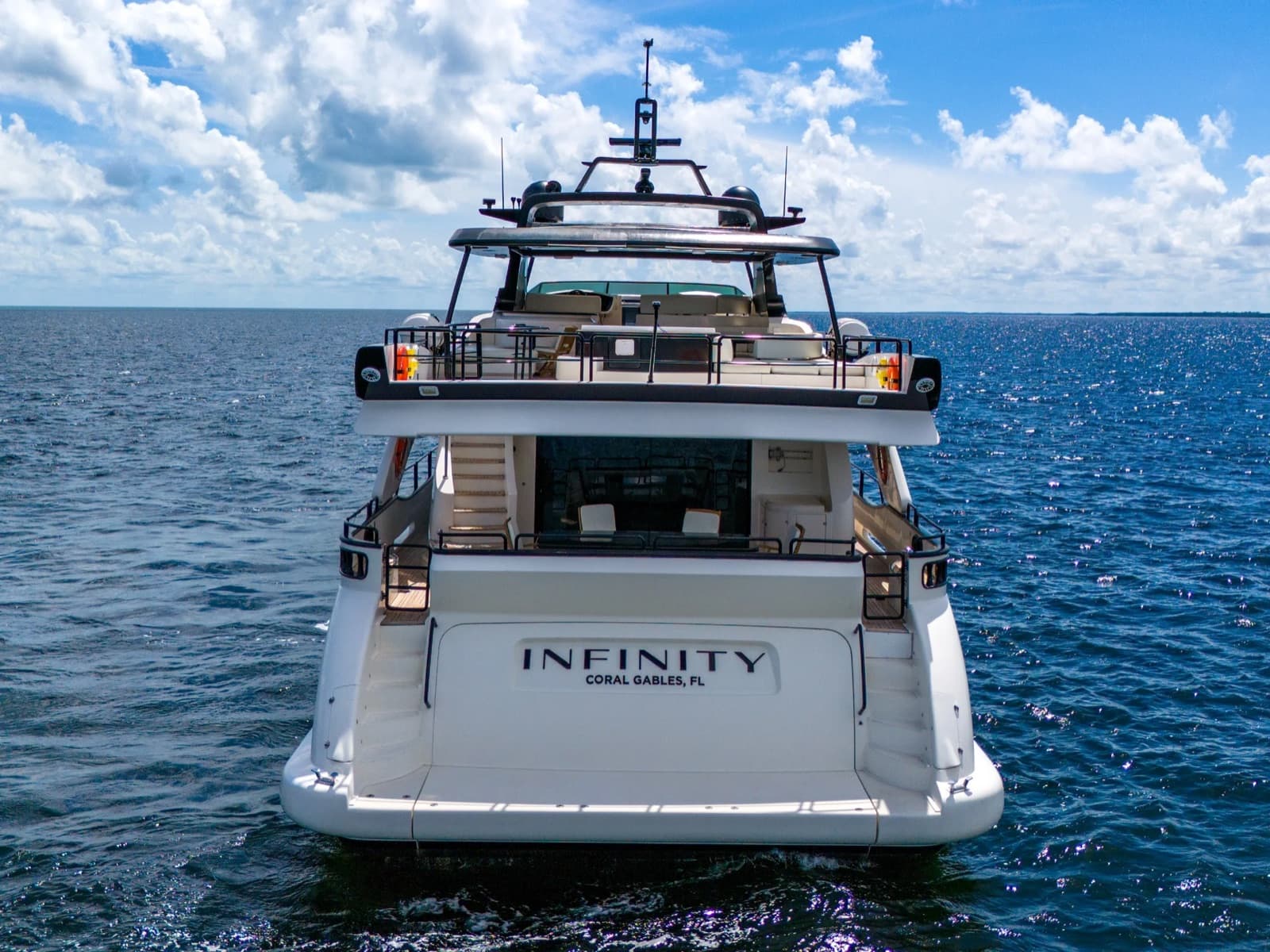 130' Azimut, photo 9