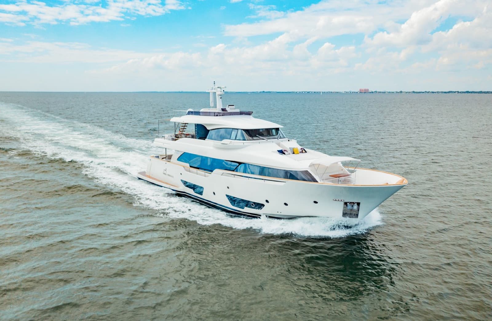 100' Custom line, photo 7