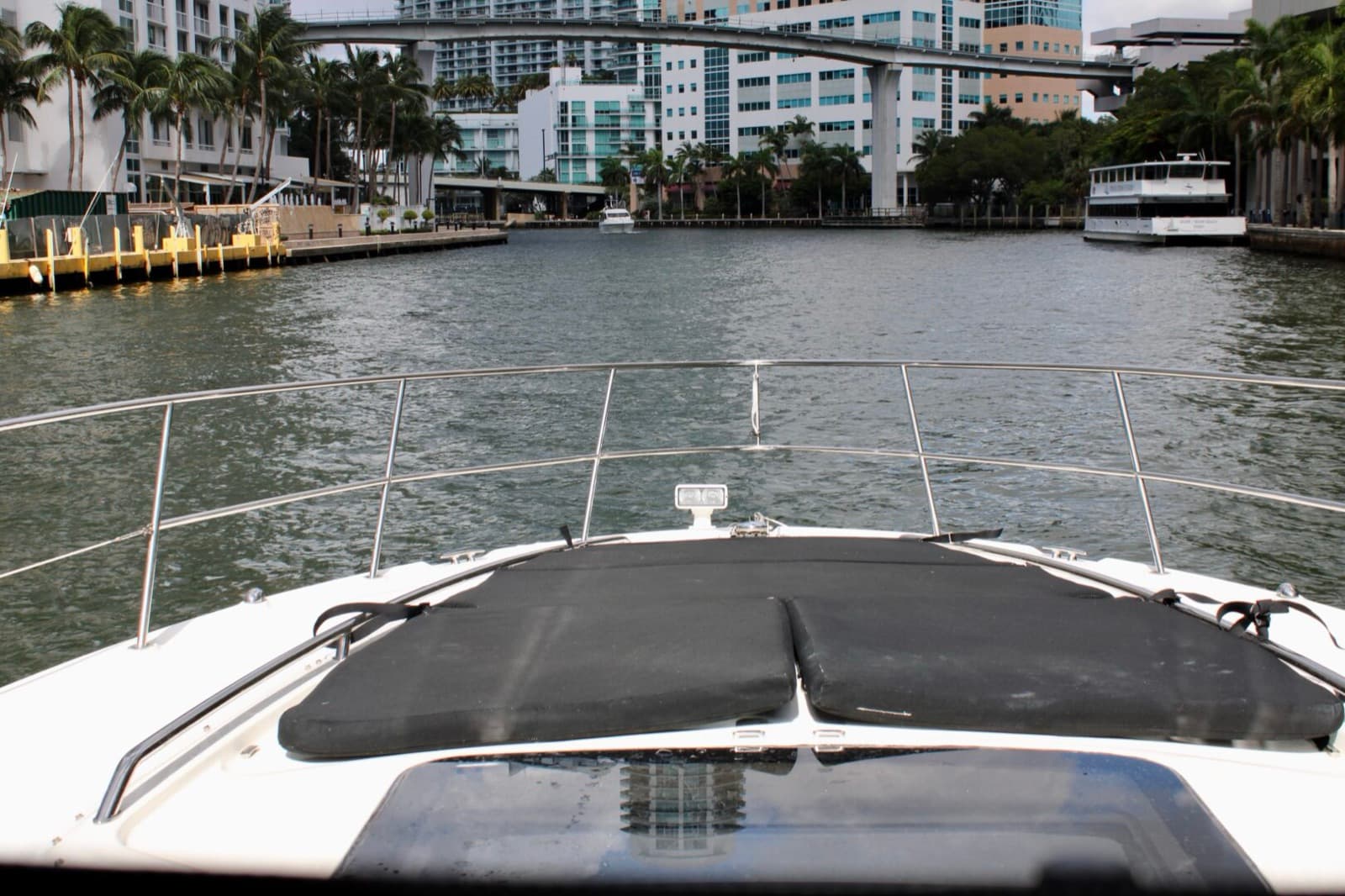 44' Sundance, photo 8