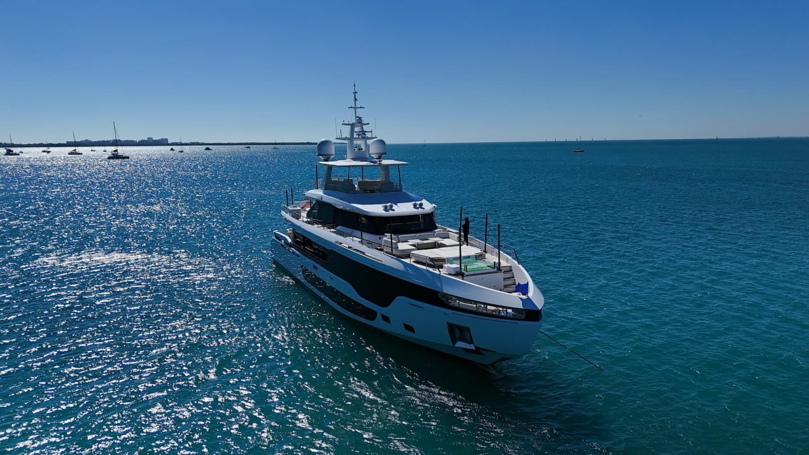 122' Azimut 36 Meter Trideck, photo 6