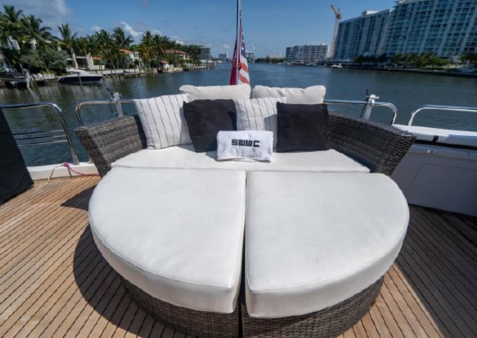 100' Sunseeker, photo 9