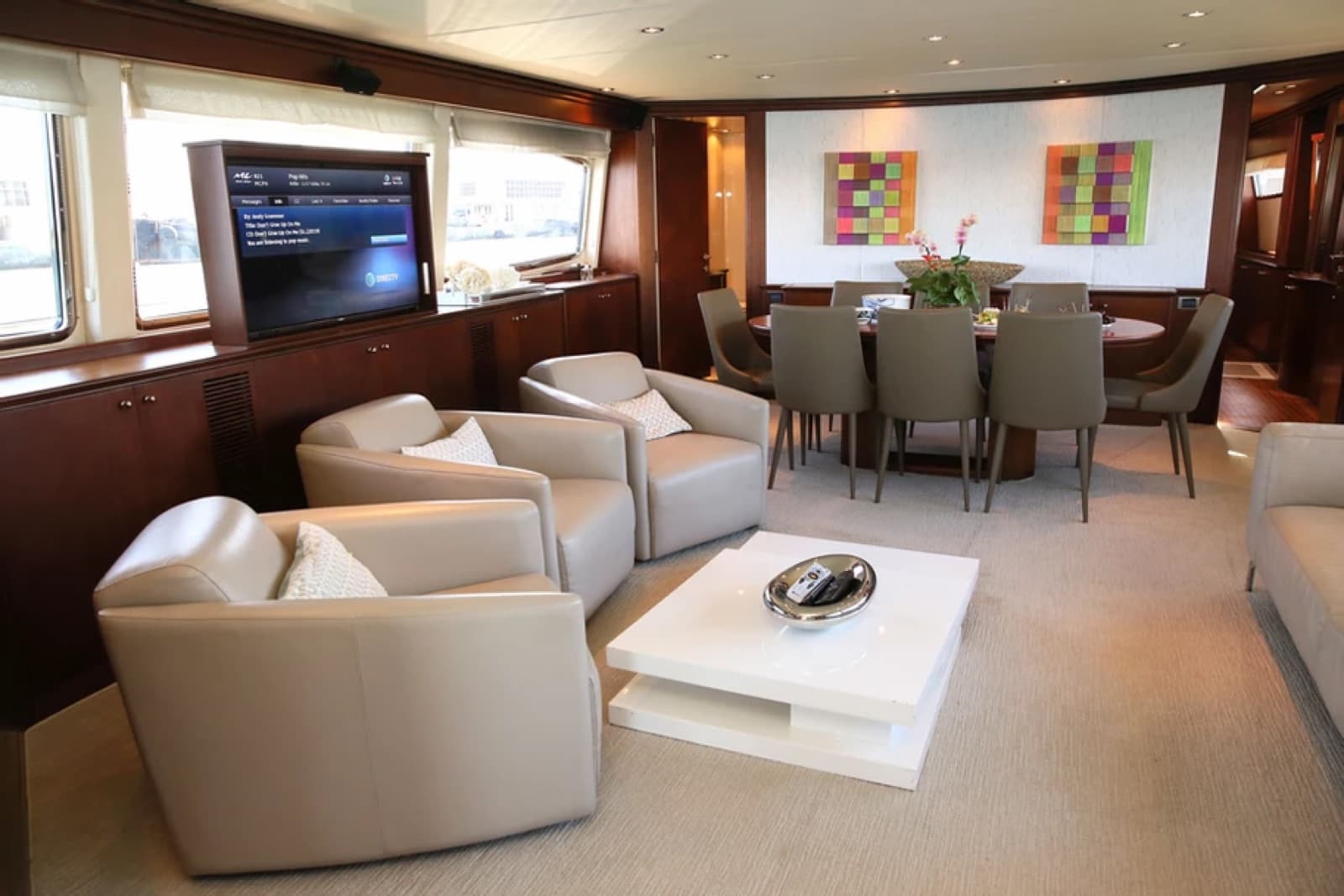 100' Azimut, photo 12