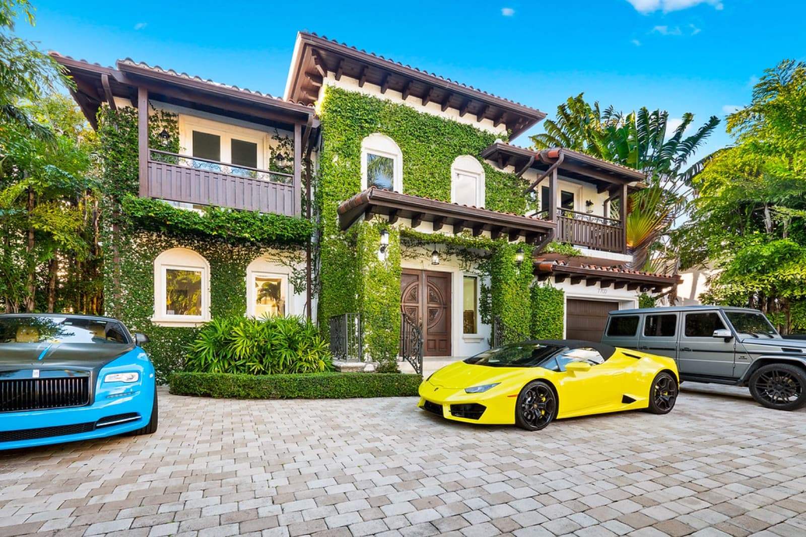 Villa Lola